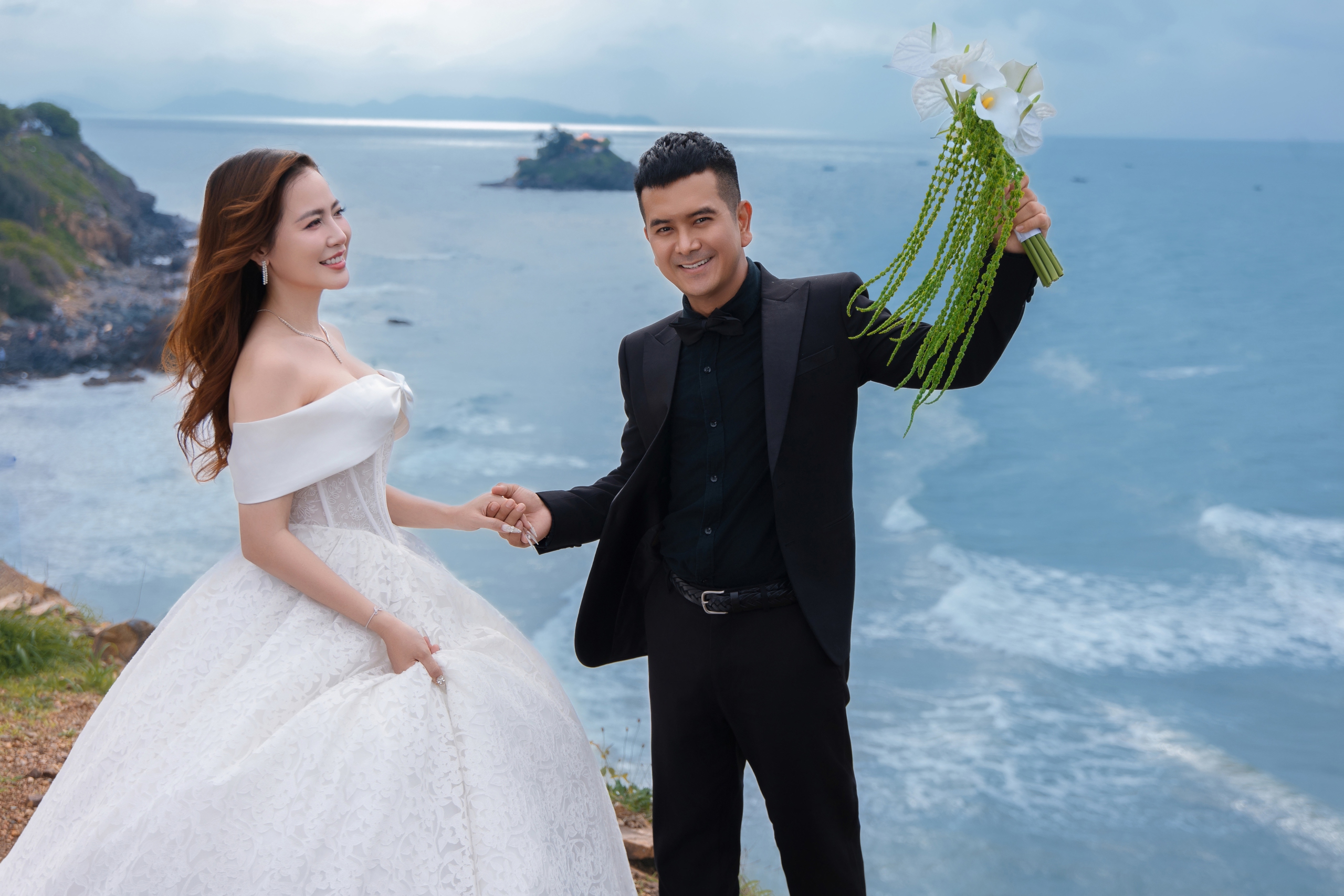 Kha Ly, T&uacute; Vi&hellip; tụ hội đ&aacute;m cưới An "Đất Phương Nam" - Ảnh 10.