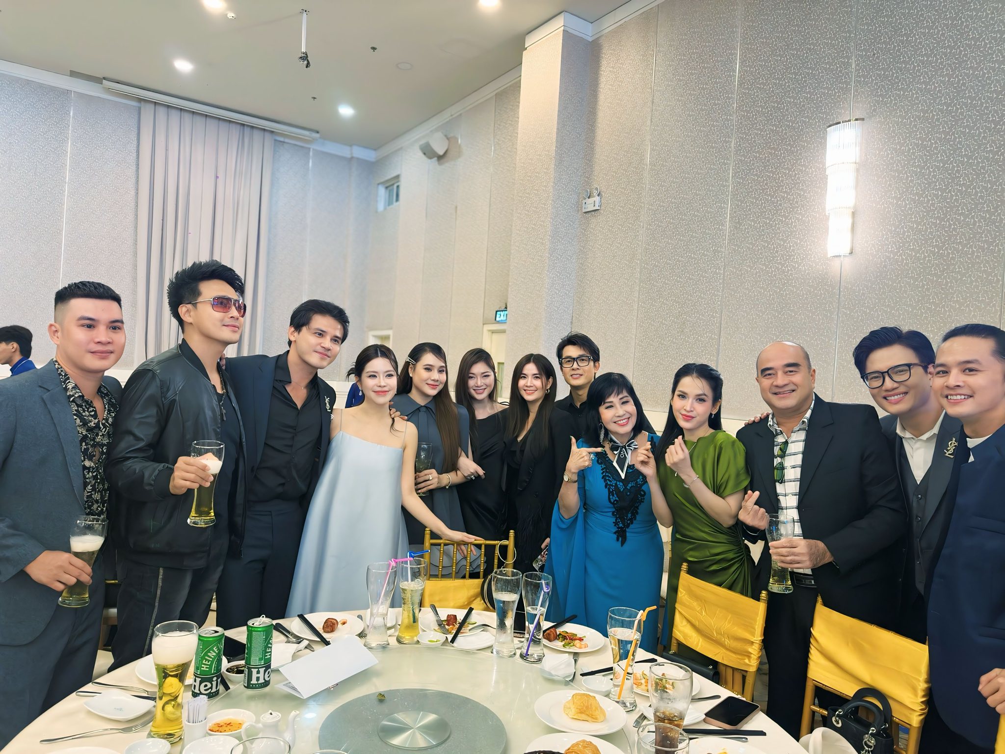Kha Ly, T&uacute; Vi&hellip; tụ hội đ&aacute;m cưới An "Đất Phương Nam" - Ảnh 4.