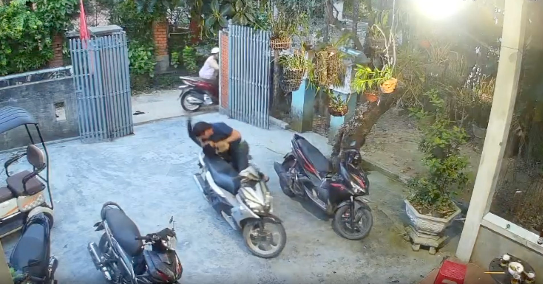 Một người tử vong do bị đ&acirc;m khi đang ngồi nhậu tại TP Huế- Ảnh 1.