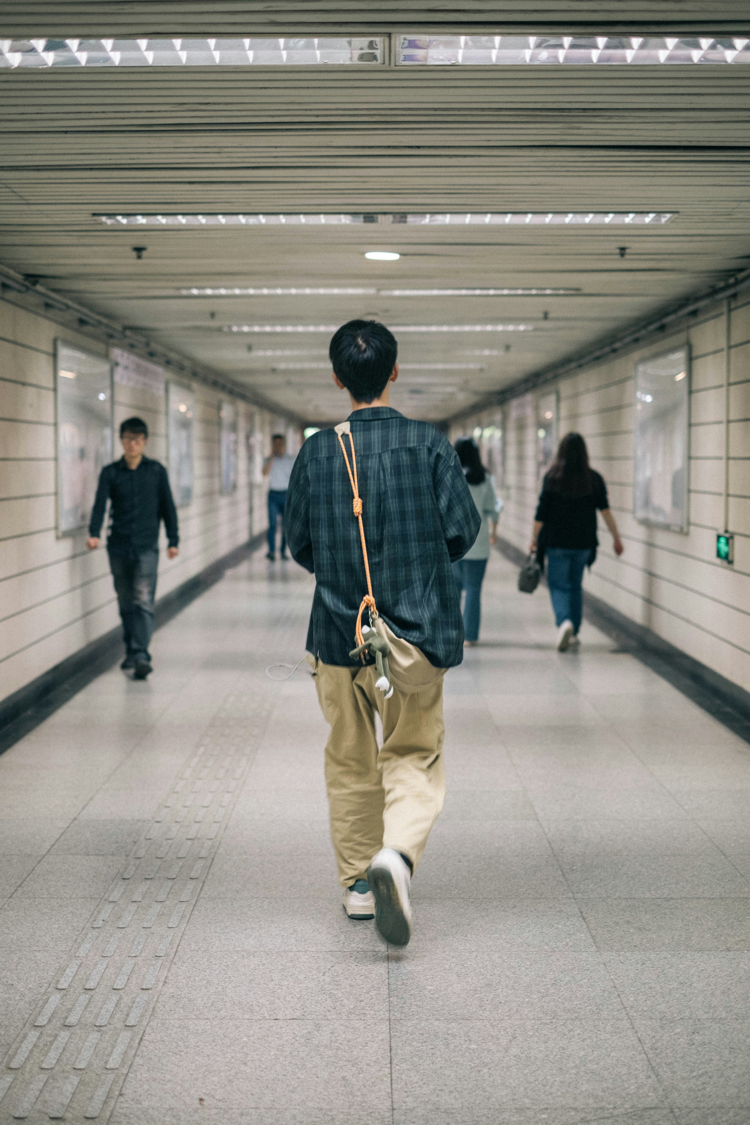 Metro Thượng Hải: Mê cung ánh sáng dưới lòng đất- Ảnh 3.