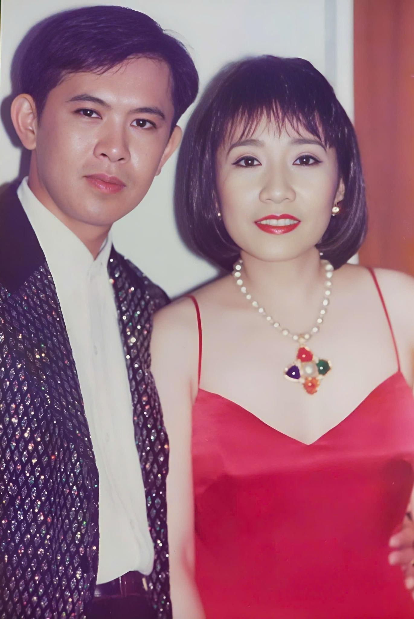 Ca sĩ L&ecirc; Tuấn x&oacute;t xa n&oacute;i lời chia biệt ca sĩ Kiều Nga - Ảnh 2.