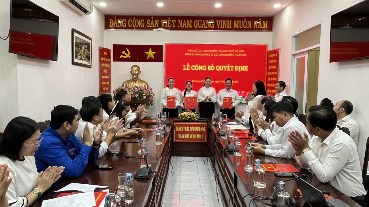 Đảng ủy Cơ quan Đảng ủy c&aacute;c cơ quan Đảng TP HCM c&ocirc;ng bố c&aacute;c quyết định quan trọng - Ảnh 2.