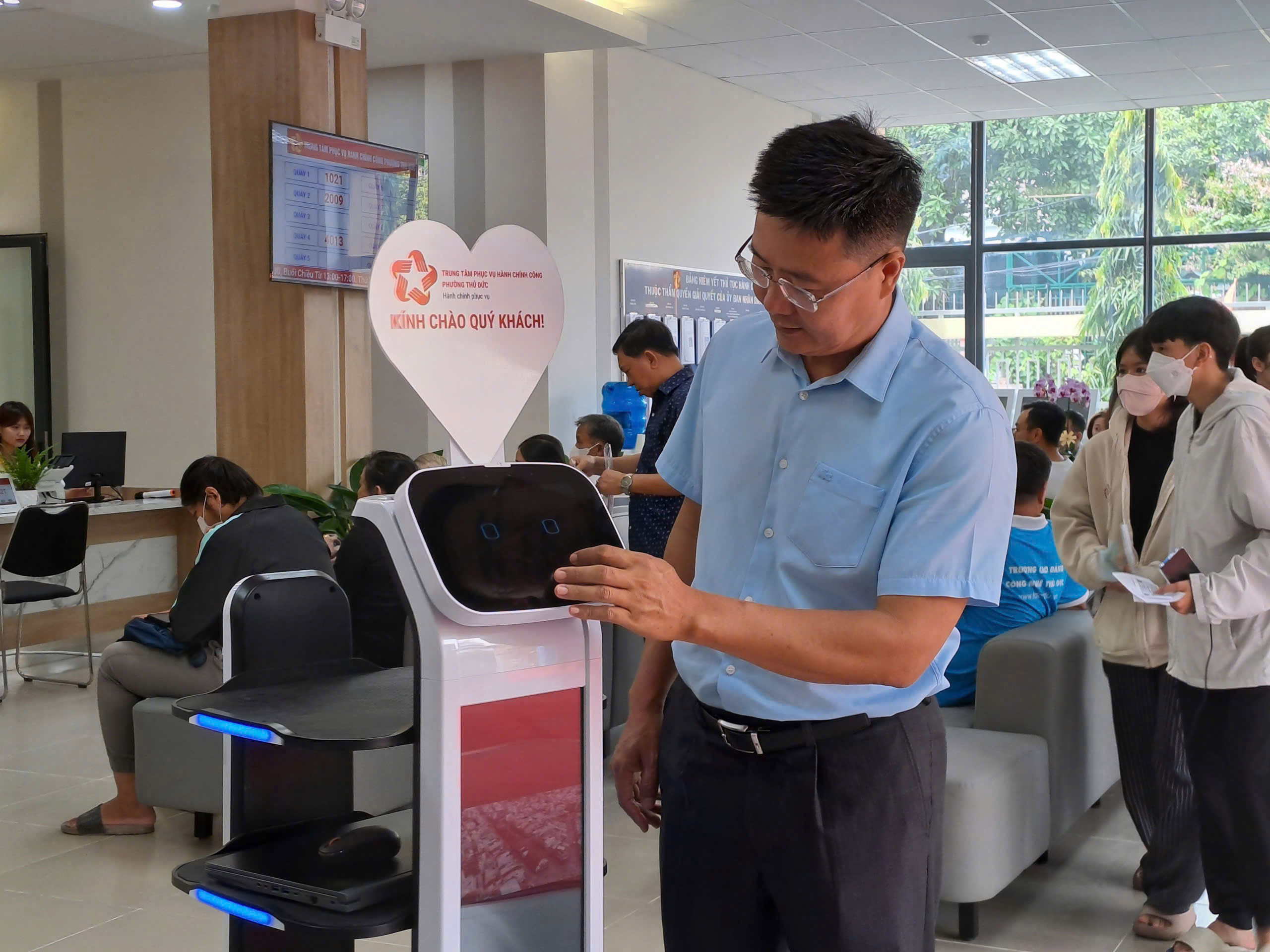 Ch&iacute;nh quyền địa phương 2 cấp: V&igrave; d&acirc;n, gần d&acirc;n, hiệu quả (*): T&iacute;n hiệu t&iacute;ch cực ở cơ sở- Ảnh 1.
