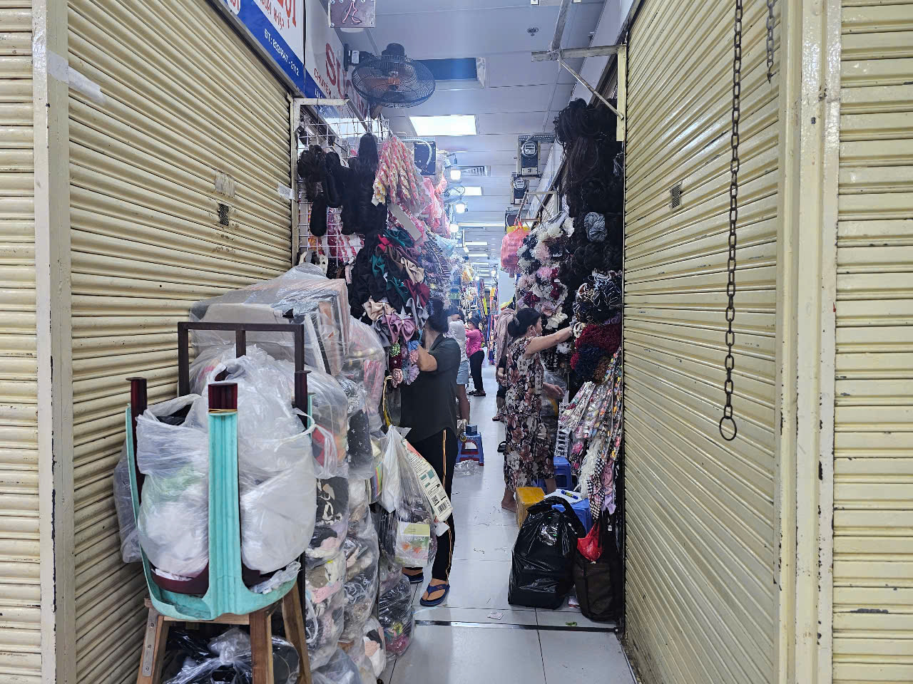 Tiểu thương TP HCM tạm nghỉ vì kinh doanh ế ẩm và quy định hóa đơn điện tử - Ảnh 5.