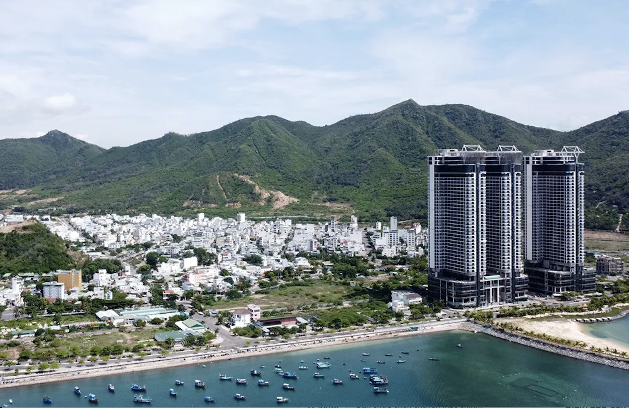 Nha Trang: Khống chế x&acirc;y dựng to&agrave;n bộ khu vực tr&ecirc;n n&uacute;i C&ocirc; Ti&ecirc;n - Ảnh 1.