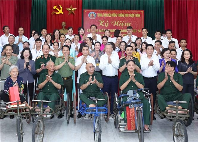 Tổng Bí thư Tô Lâm: Công tác “Đền ơn đáp nghĩa”, “Uống nước nhớ nguồn” là mệnh lệnh từ trái tim- Ảnh 3.