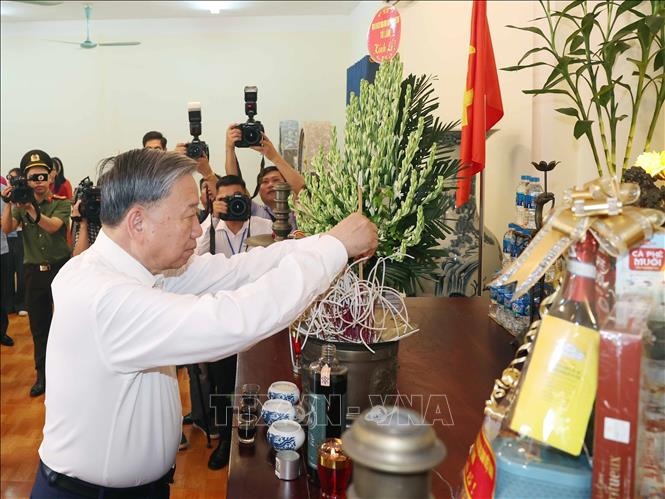 Tổng Bí thư Tô Lâm: Công tác “Đền ơn đáp nghĩa”, “Uống nước nhớ nguồn” là mệnh lệnh từ trái tim- Ảnh 5.
