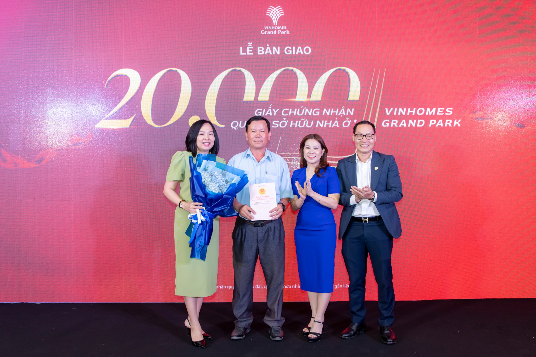 Phụ huynh tậu căn hộ The Opus One cho h&agrave;nh tr&igrave;nh v&agrave;o đời của con- Ảnh 3.