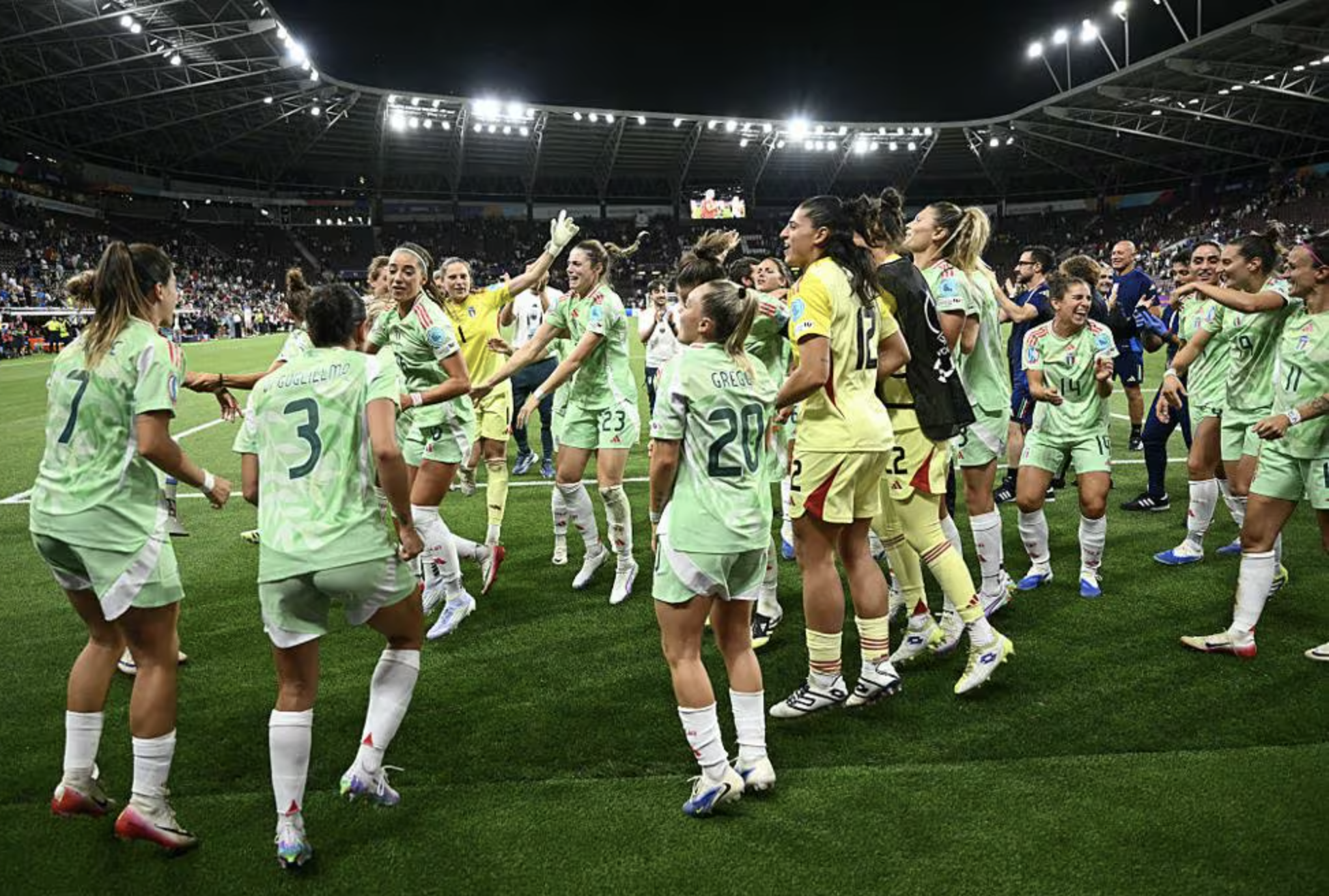 "Chị đại" Cristiana Girelli tỏa sáng, tuyển Ý vào bán kết EURO nữ sau 28 năm- Ảnh 7.