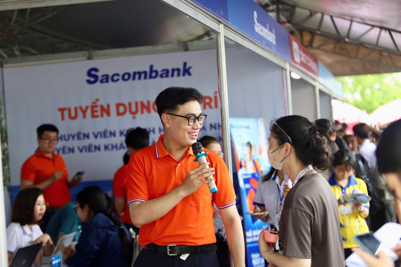 Ti&ecirc;u ch&iacute; ưu ti&ecirc;n khi tuyển dụng - Ảnh 1.