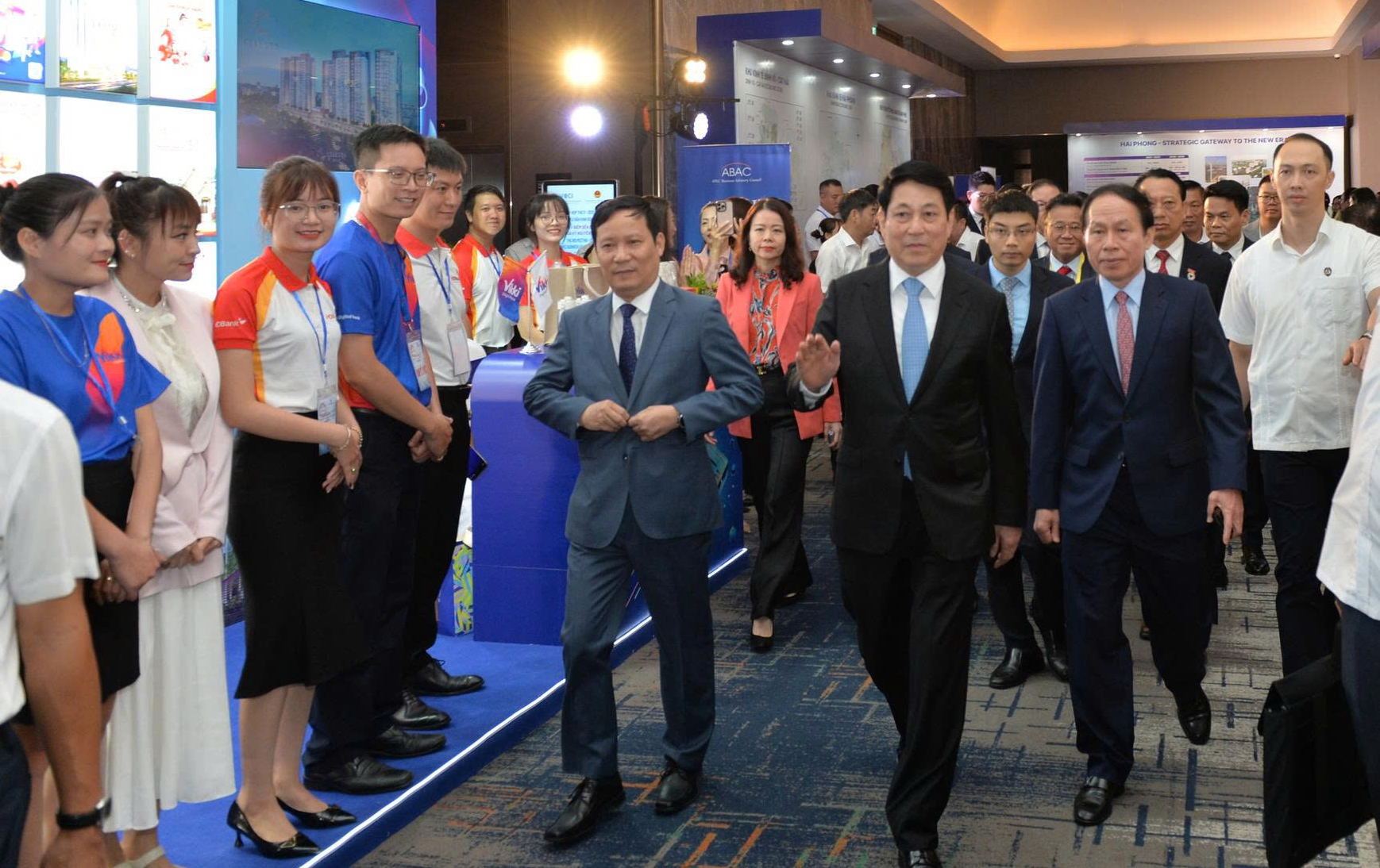 Chủ tịch nước: Việt Nam đặc biệt quan tâm thúc đẩy hợp tác thương mại trong APEC- Ảnh 1.