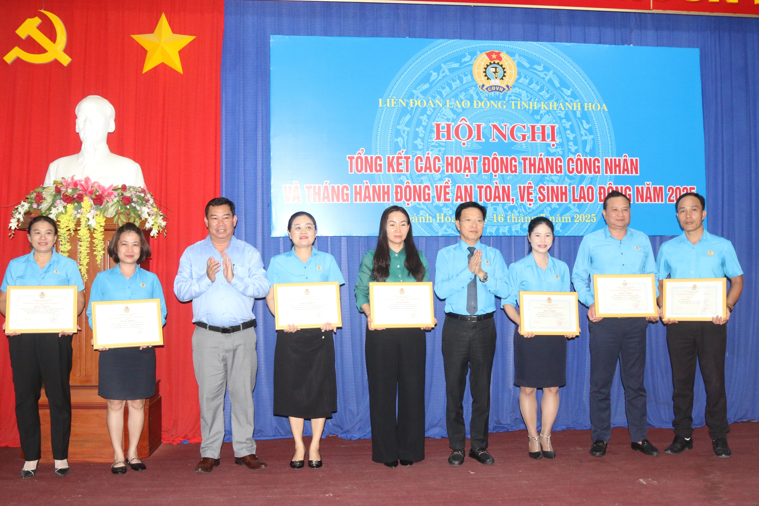 Khánh Hoà: Gần 7.200 ĐV-NLĐ được chăm lo, hỗ trợ trong Tháng công nhân năm 2025 - Ảnh 2.