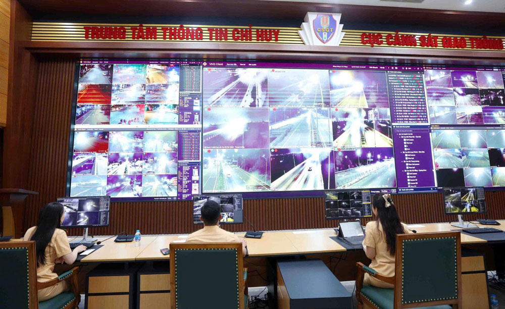 Camera AI c&oacute; thể thay thế ho&agrave;n to&agrave;n CSGT? (*): CSGT tuần tra tr&ecirc;n m&ocirc;i trường điện tử- Ảnh 1.