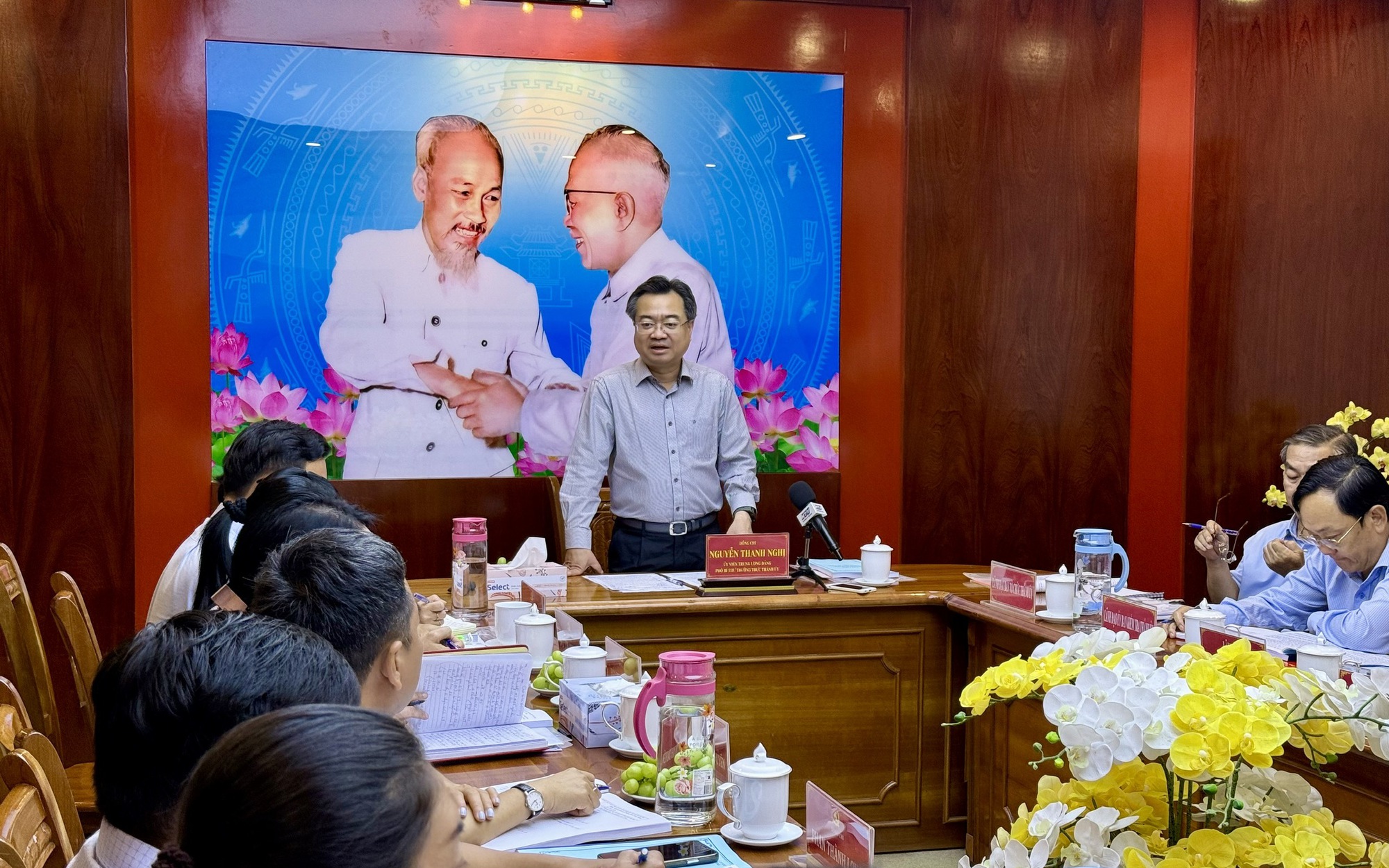 Thành lập các Tổ công tác theo phương châm "6 rõ"