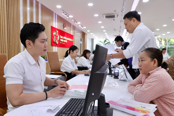 Hướng đến nền hành chính phục vụ nhân dân- Ảnh 1.