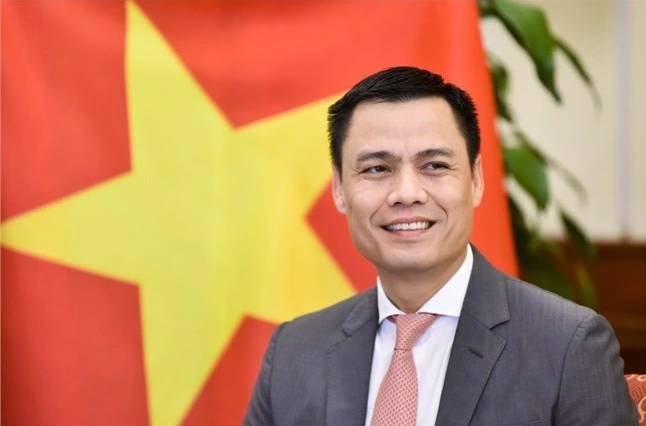 Điều động &ocirc;ng Đặng Ho&agrave;ng Giang tiếp tục giữ chức Thứ trưởng Bộ Ngoại giao- Ảnh 1.