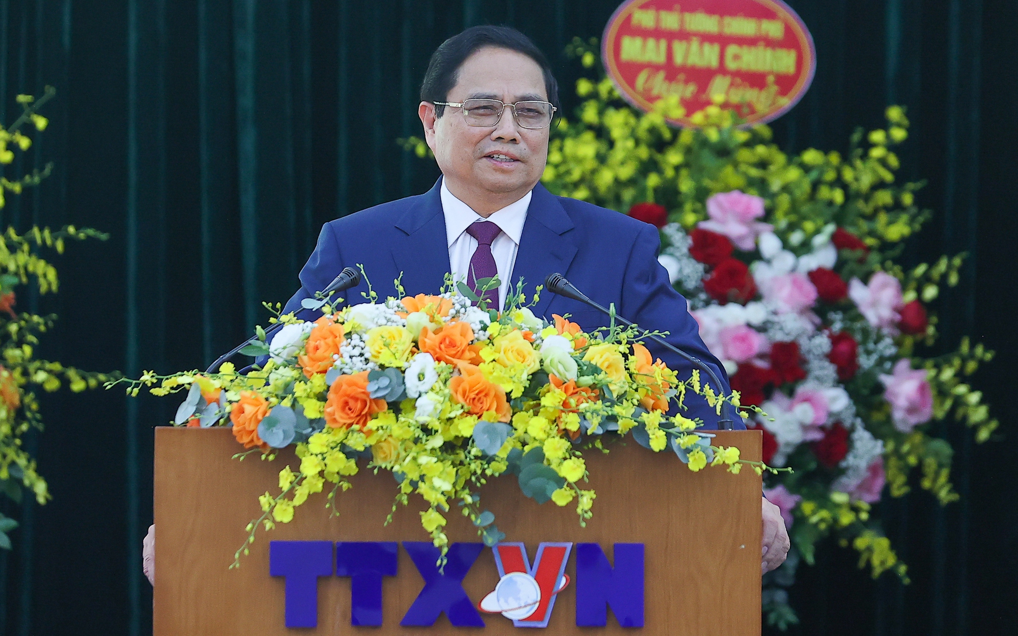 Thủ tướng: Thông tấn xã Việt Nam phải tiên phong trong chuyển đổi số