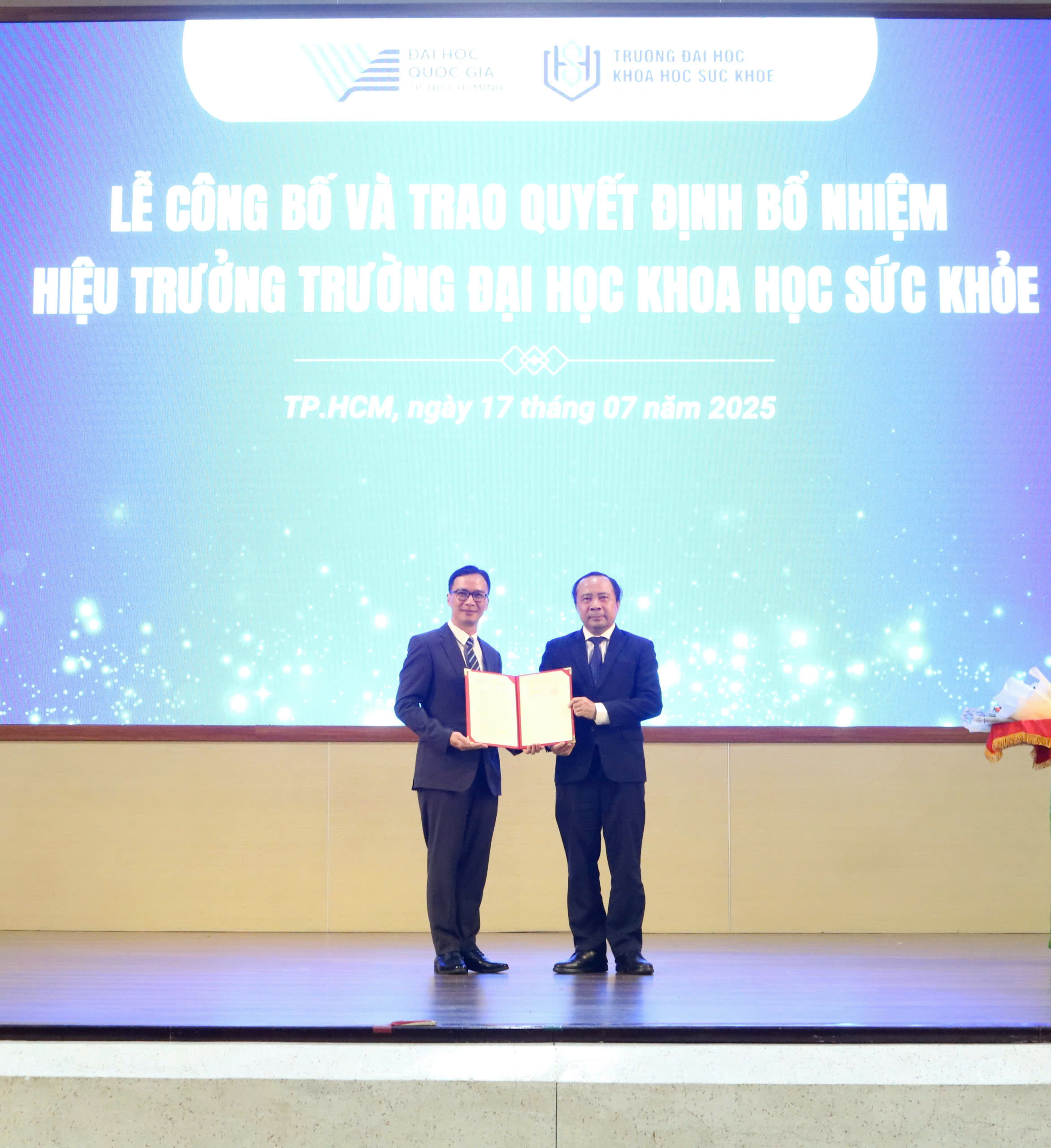 ĐHQG TP HCM bổ nhiệm l&atilde;nh đạo chủ chốt Trường ĐH Khoa học Sức khỏe- Ảnh 3.