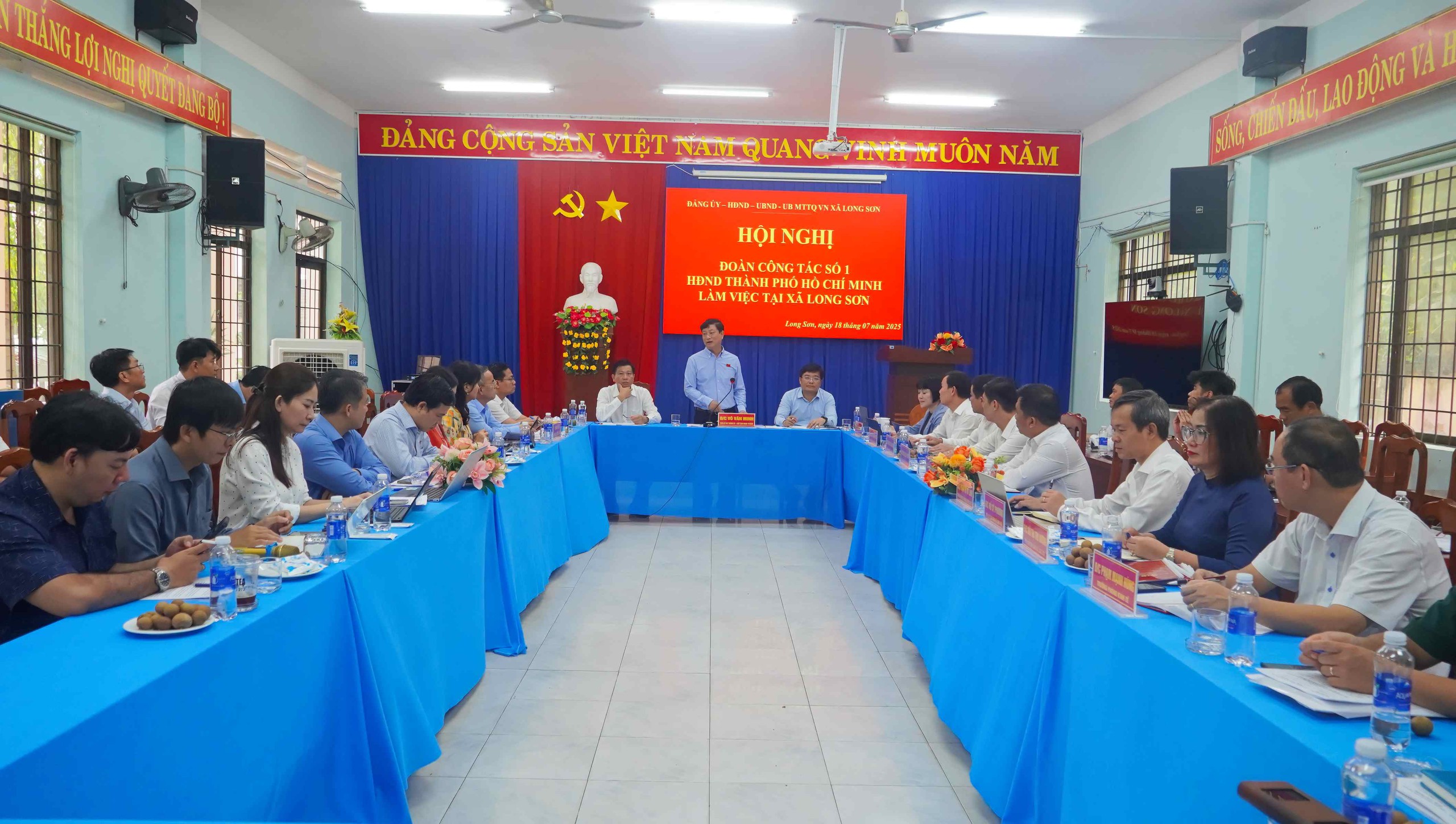 Thường trực HĐND TP HCM làm việc với xã Long Sơn- Ảnh 1.