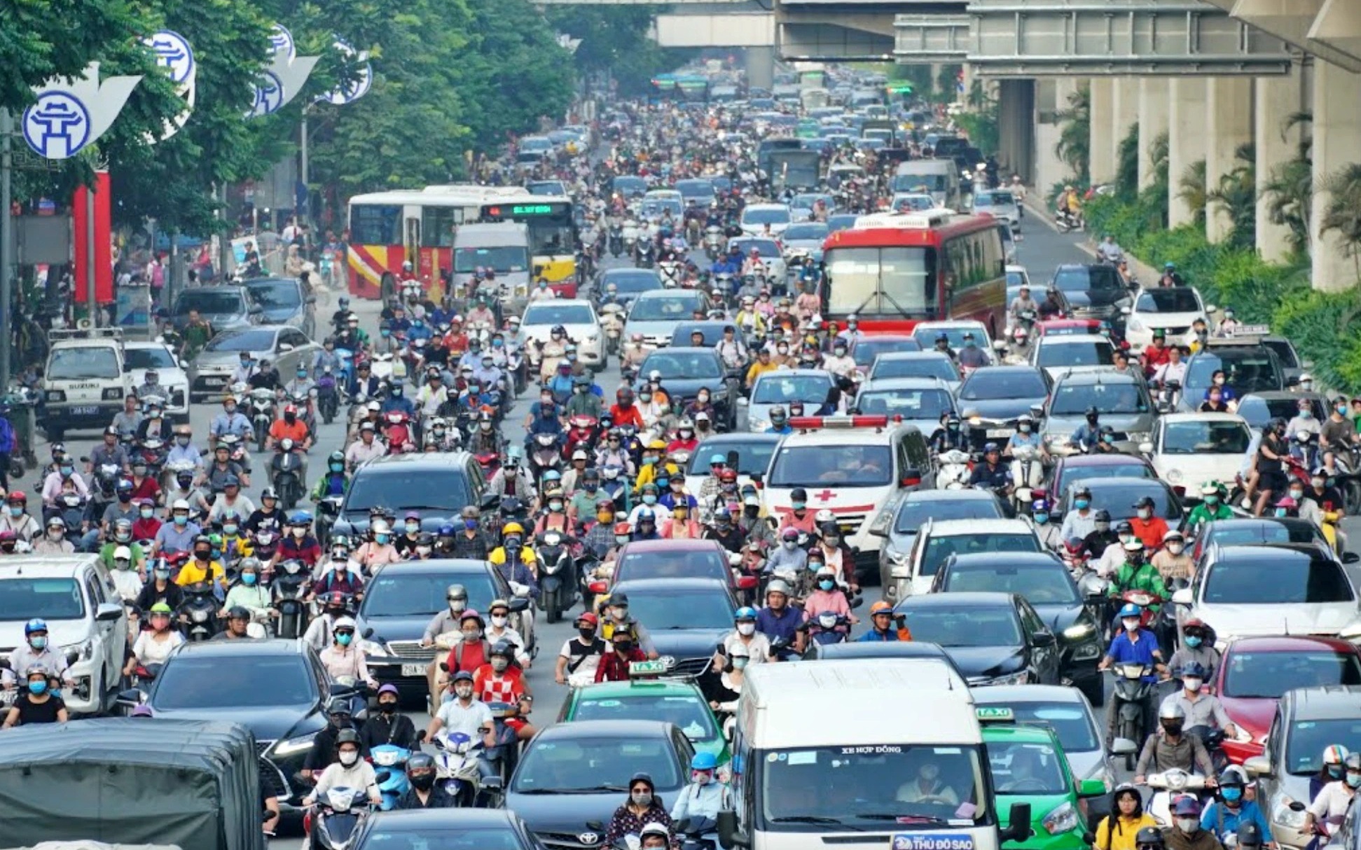 Nhìn lại hành trình gần 1 thập kỉ muốn cấm xe máy tại Hà Nội