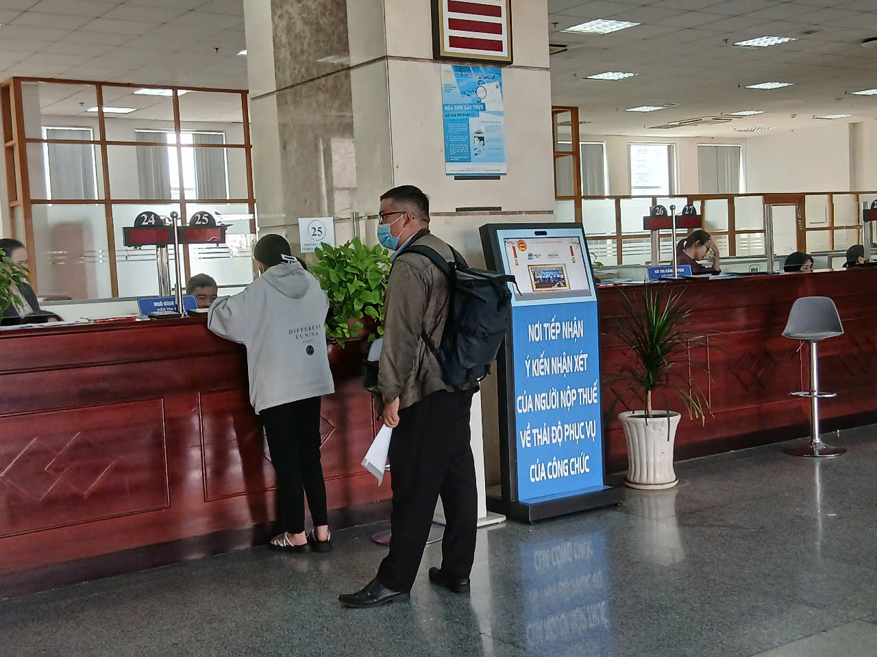 Đề xuất mới liên quan đến người nợ thuế bị tạm hoãn xuất cảnh - Ảnh 1.