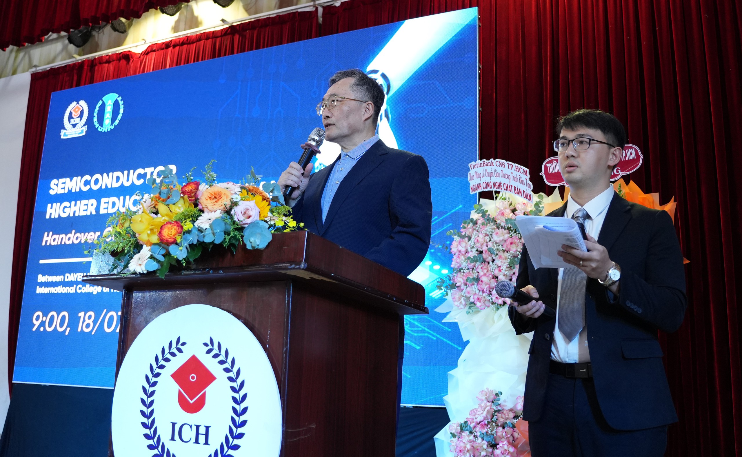 Chuyển giao chương trình đào tạo bán dẫn, sinh viên CĐ nhận học bổng 100%- Ảnh 3.