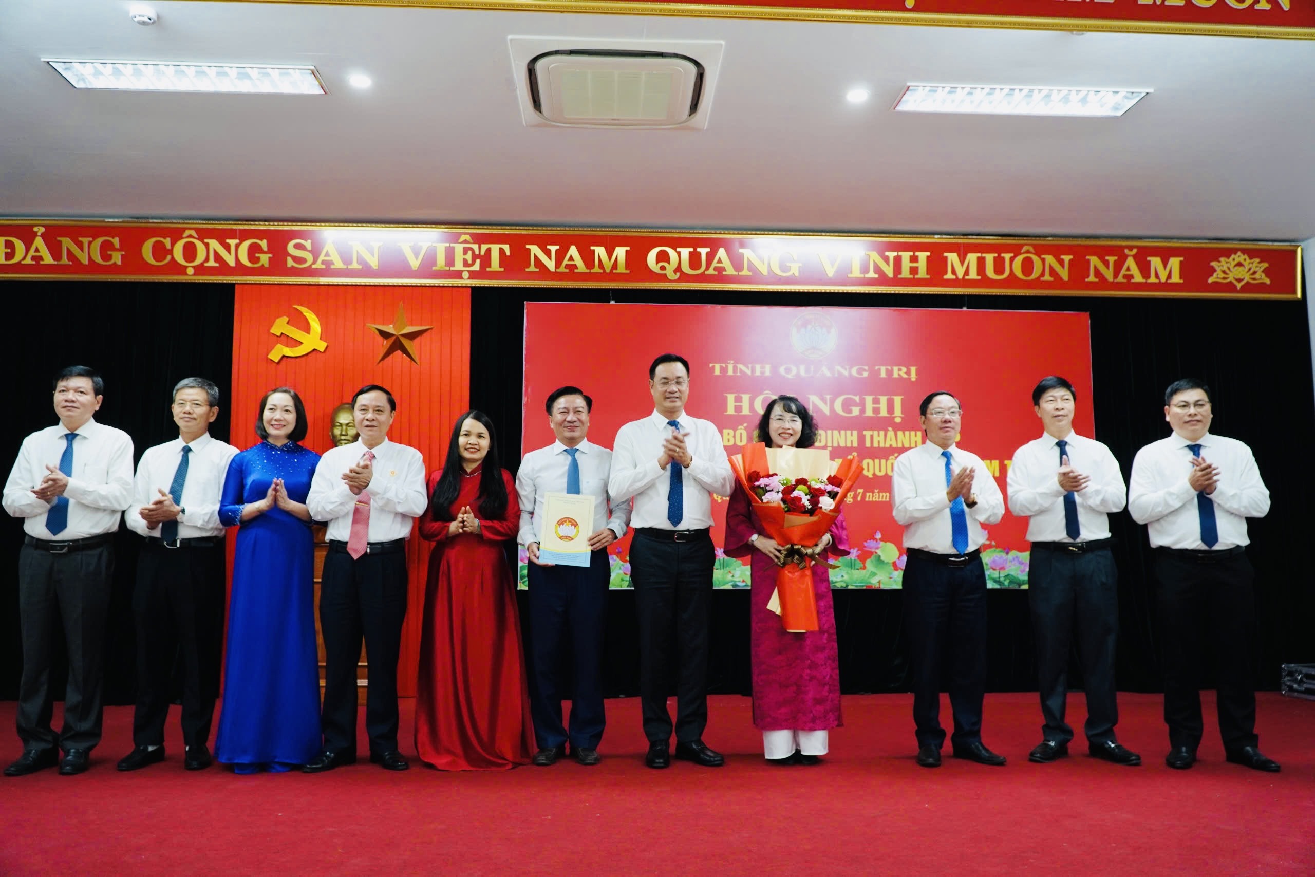 &Ocirc;ng Nguyễn Thế Lập giữ chức Chủ tịch Li&ecirc;n đo&agrave;n Lao động tỉnh Quảng Trị - Ảnh 1.