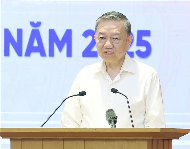 Tổng B&iacute; thư T&ocirc; L&acirc;m nhấn n&uacute;t khai trương 3 nền tảng số- Ảnh 2.