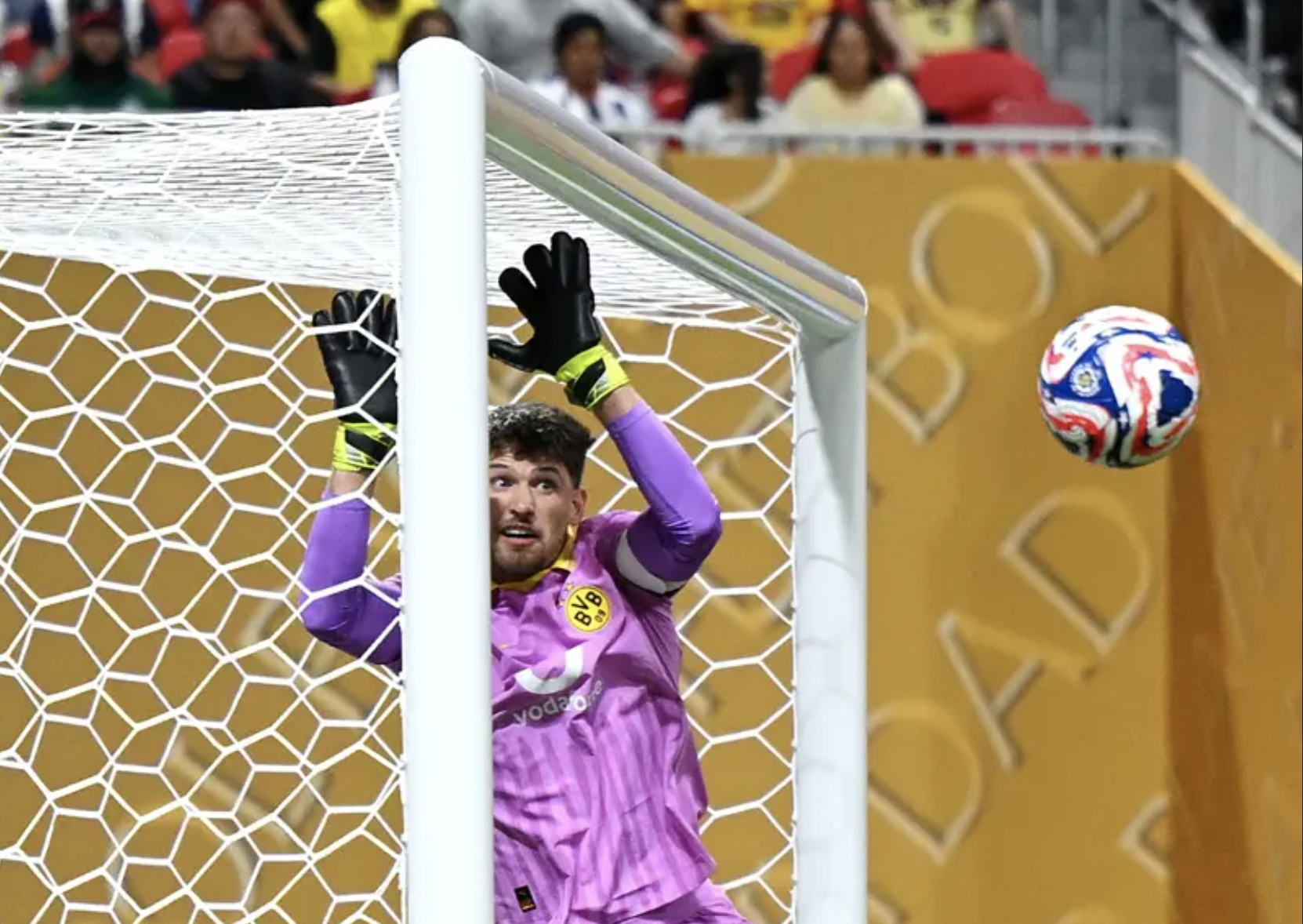 Guirassy lập c&uacute; đ&uacute;p, Dortmund "vượt ải" Monterrey tại FIFA Club World Cup- Ảnh 3.