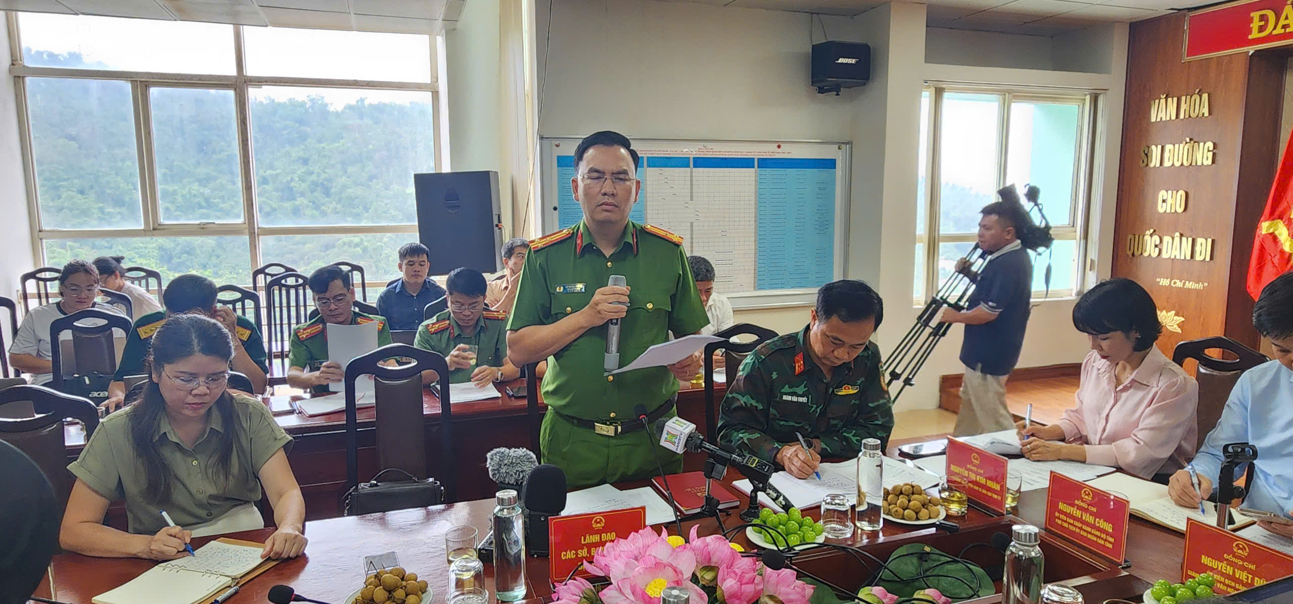 Họp b&aacute;o vụ lật t&agrave;u du lịch Hạ Long khiến 35 người chết , 4 người mất t&iacute;ch - Ảnh 2.