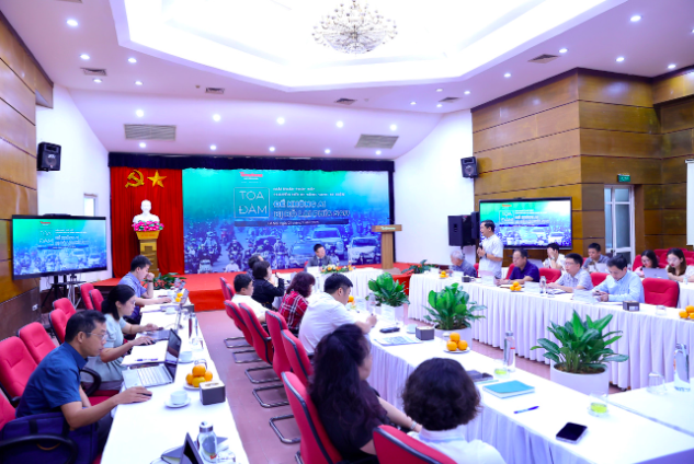 &Ocirc; nhiễm kh&ocirc;ng kh&iacute; H&agrave; Nội từ giao th&ocirc;ng g&acirc;y tranh c&atilde;i giữa Bộ NN - MT v&agrave; TP H&agrave; Nội - Ảnh 1.