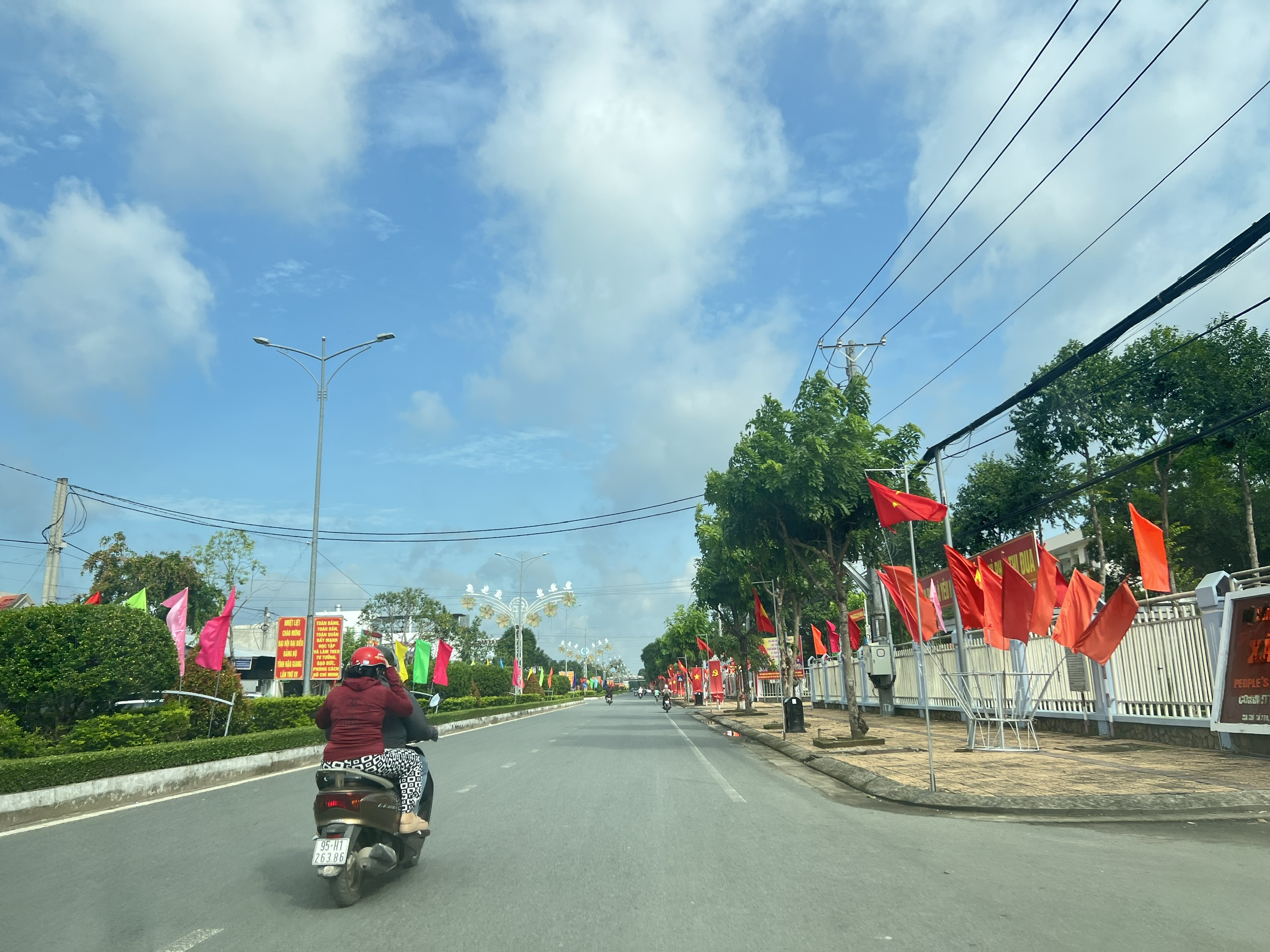 CLIP: Khánh thành tuyến "Đường cờ Tổ quốc" dài 8 km ở Cần Thơ- Ảnh 5.