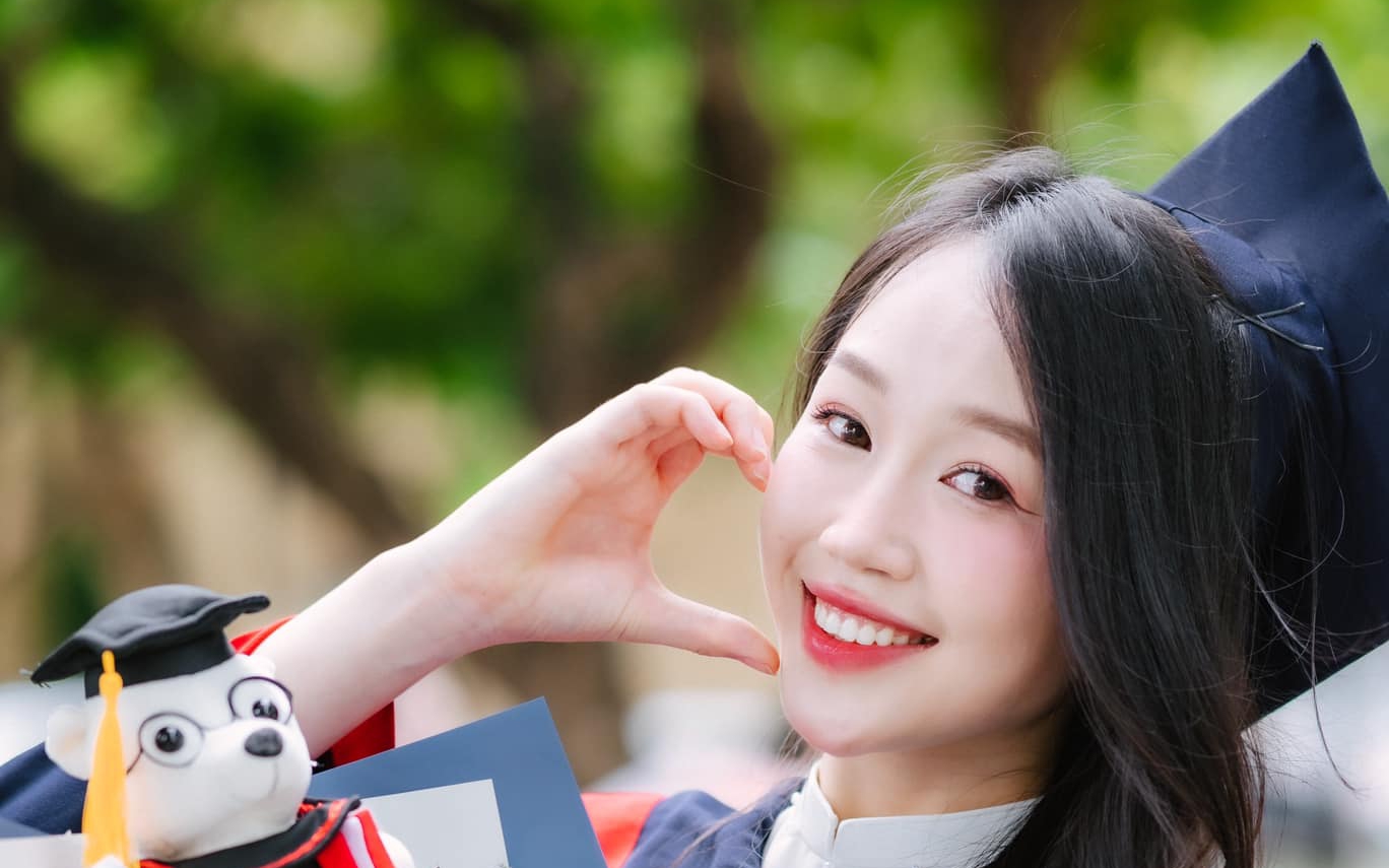 Nữ Thạc sĩ chính thức gia nhập đường đua "Miss Grand Vietnam 2025"