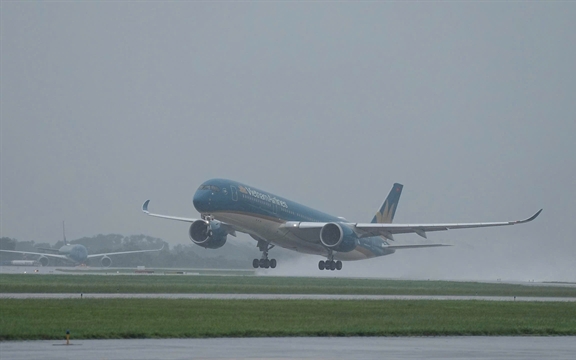 Vân Đồn, Cát Bi airports temporarily closed due to Typhoon Wipha