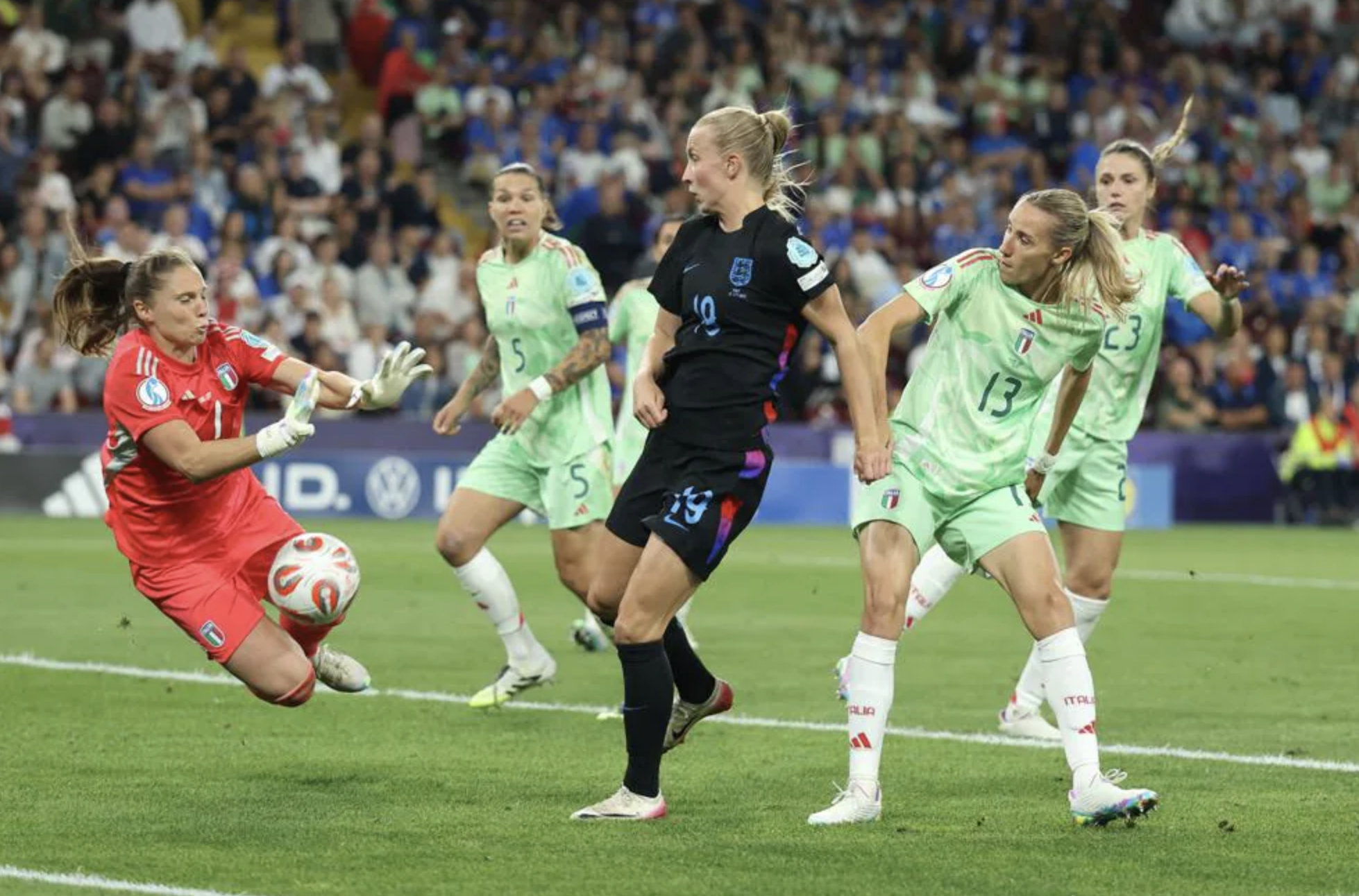 Euro 2025: Tuyển nữ Anh ngược d&ograve;ng nghẹt thở, ph&aacute; giấc mơ của &Yacute; tại b&aacute;n kết- Ảnh 1.