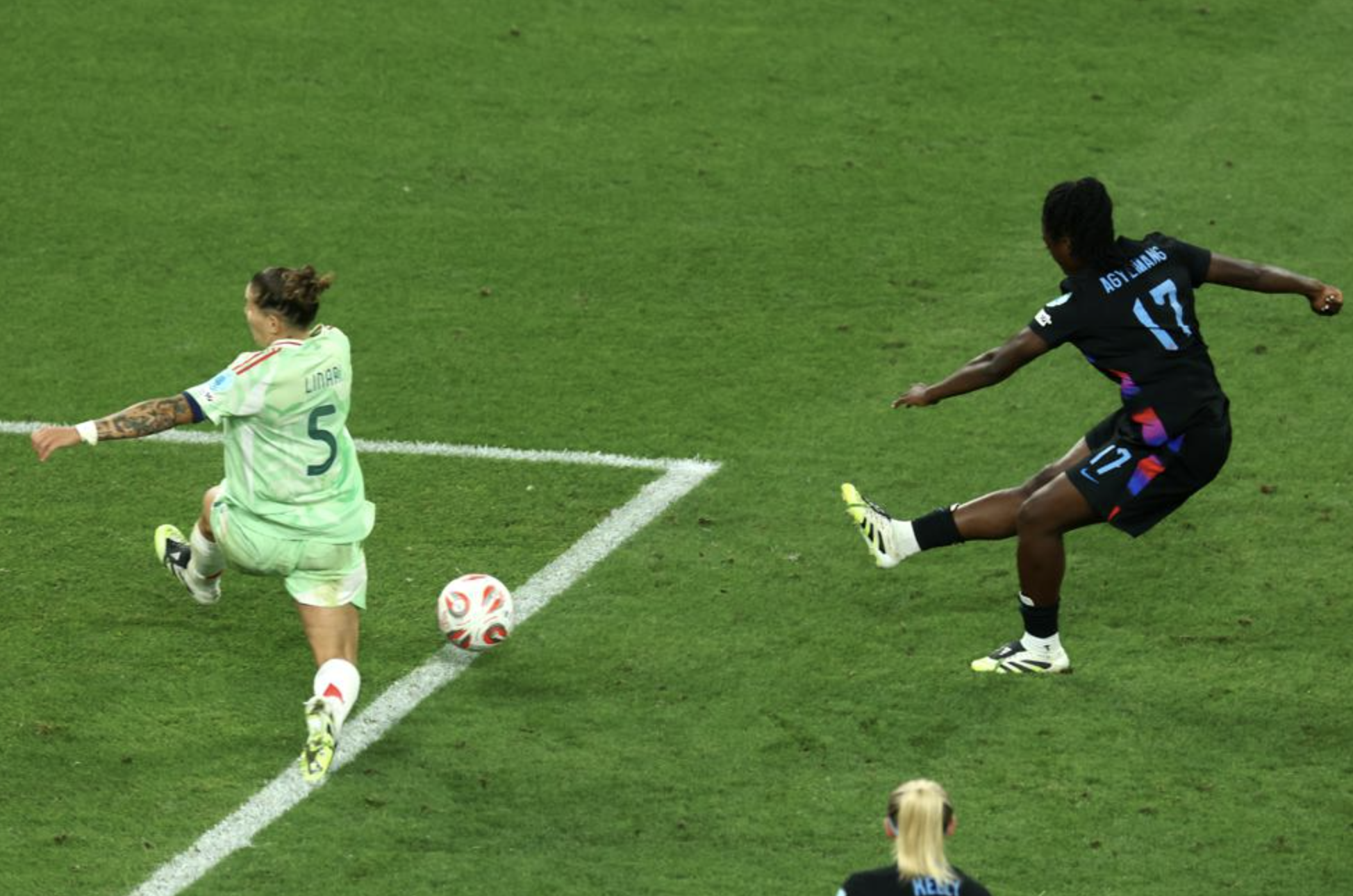 Euro 2025: Tuyển nữ Anh ngược d&ograve;ng nghẹt thở, ph&aacute; giấc mơ của &Yacute; tại b&aacute;n kết- Ảnh 5.