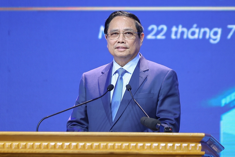 Thủ tướng Phạm Minh Chính nhắn nhủ sinh viên nuôi dưỡng ý chí vươn lên