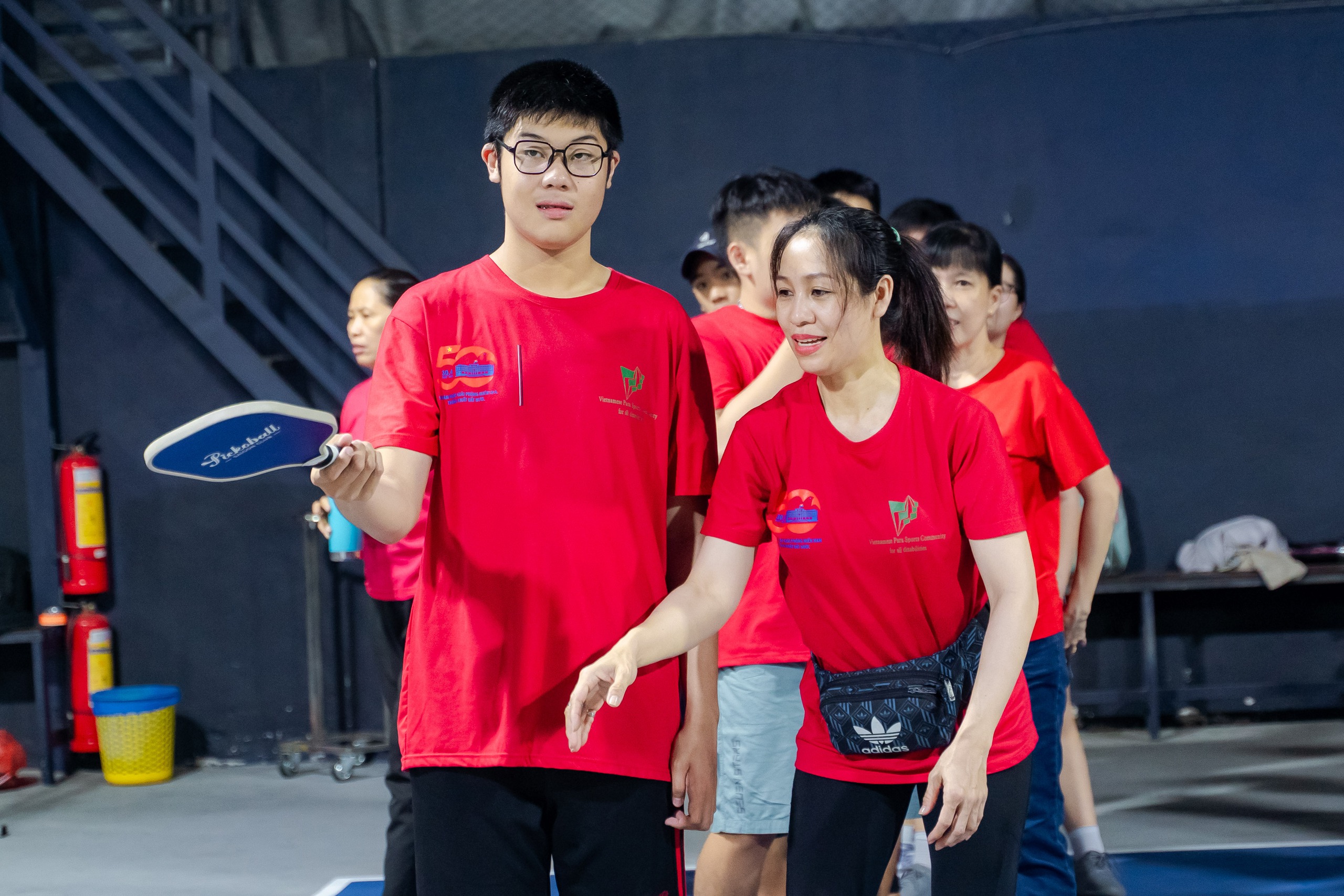 VIDEO: Ấm &aacute;p lớp học pickleball miễn ph&iacute; cho trẻ tự kỷ, khuyết tật tr&iacute; tuệ- Ảnh 8.