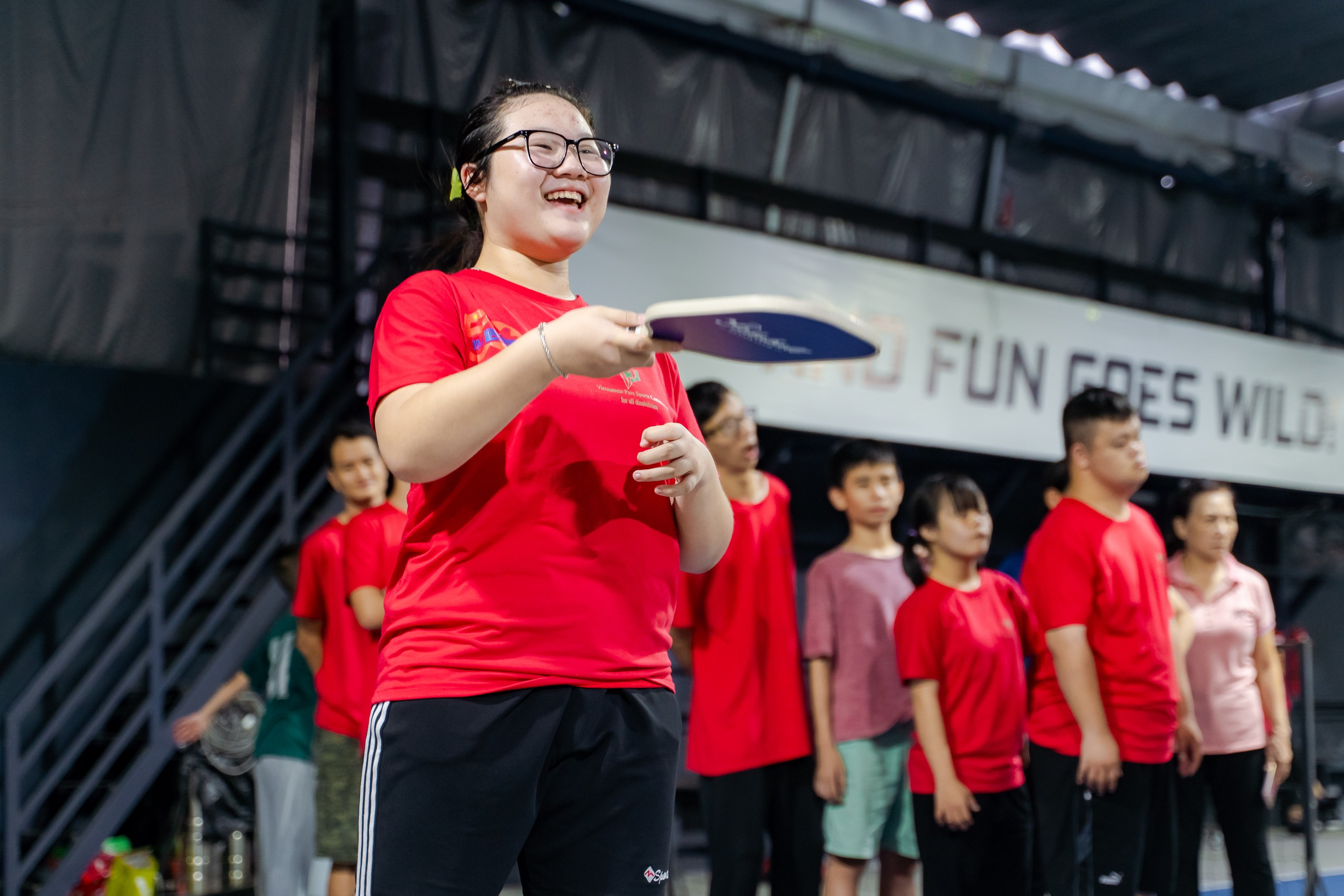 VIDEO: Ấm &aacute;p lớp học pickleball miễn ph&iacute; cho trẻ tự kỷ, khuyết tật tr&iacute; tuệ- Ảnh 9.
