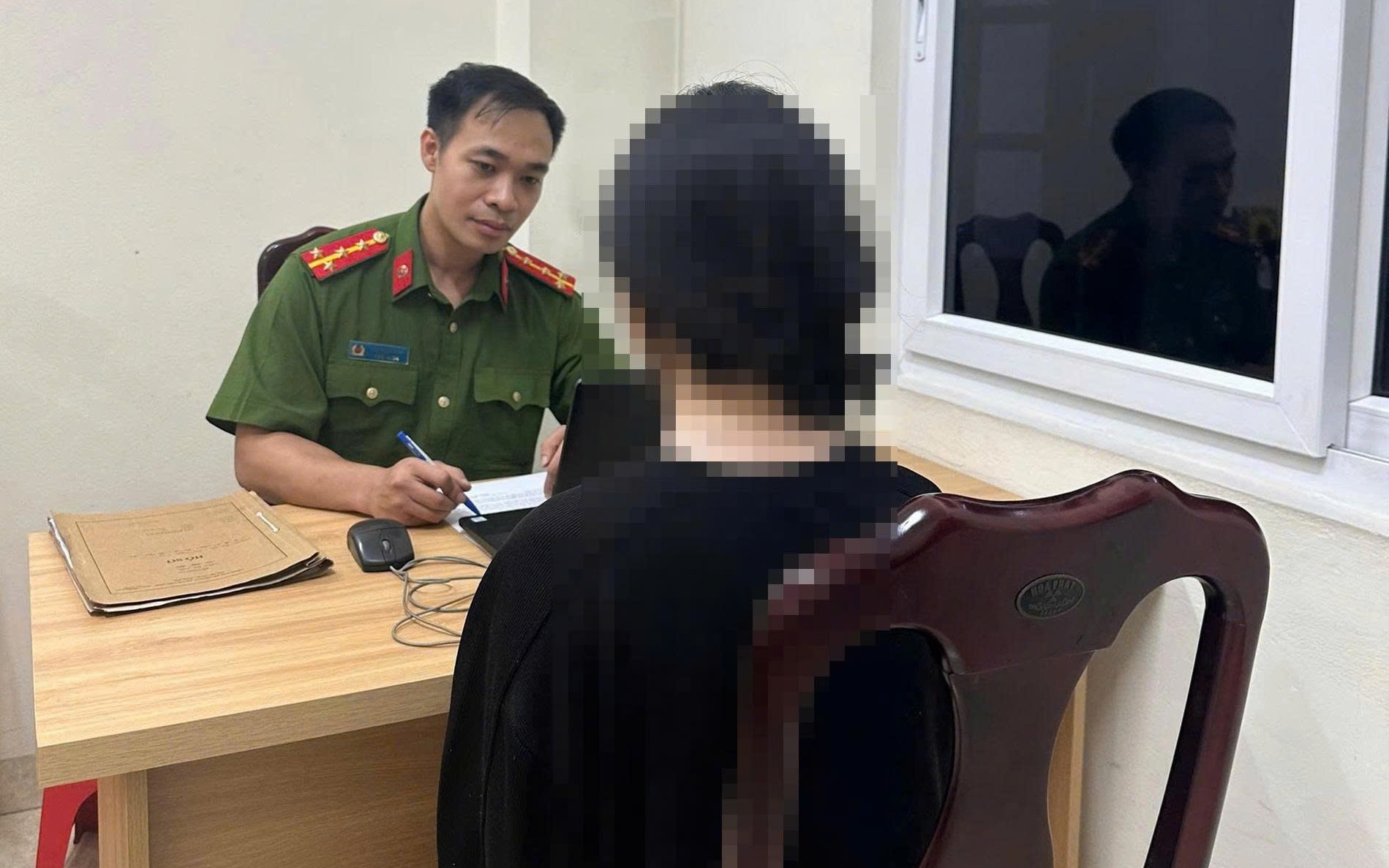 "Bắt cóc online" nữ sinh viên, dọa chặt ngón tay nếu không chuyển 370 triệu đồng