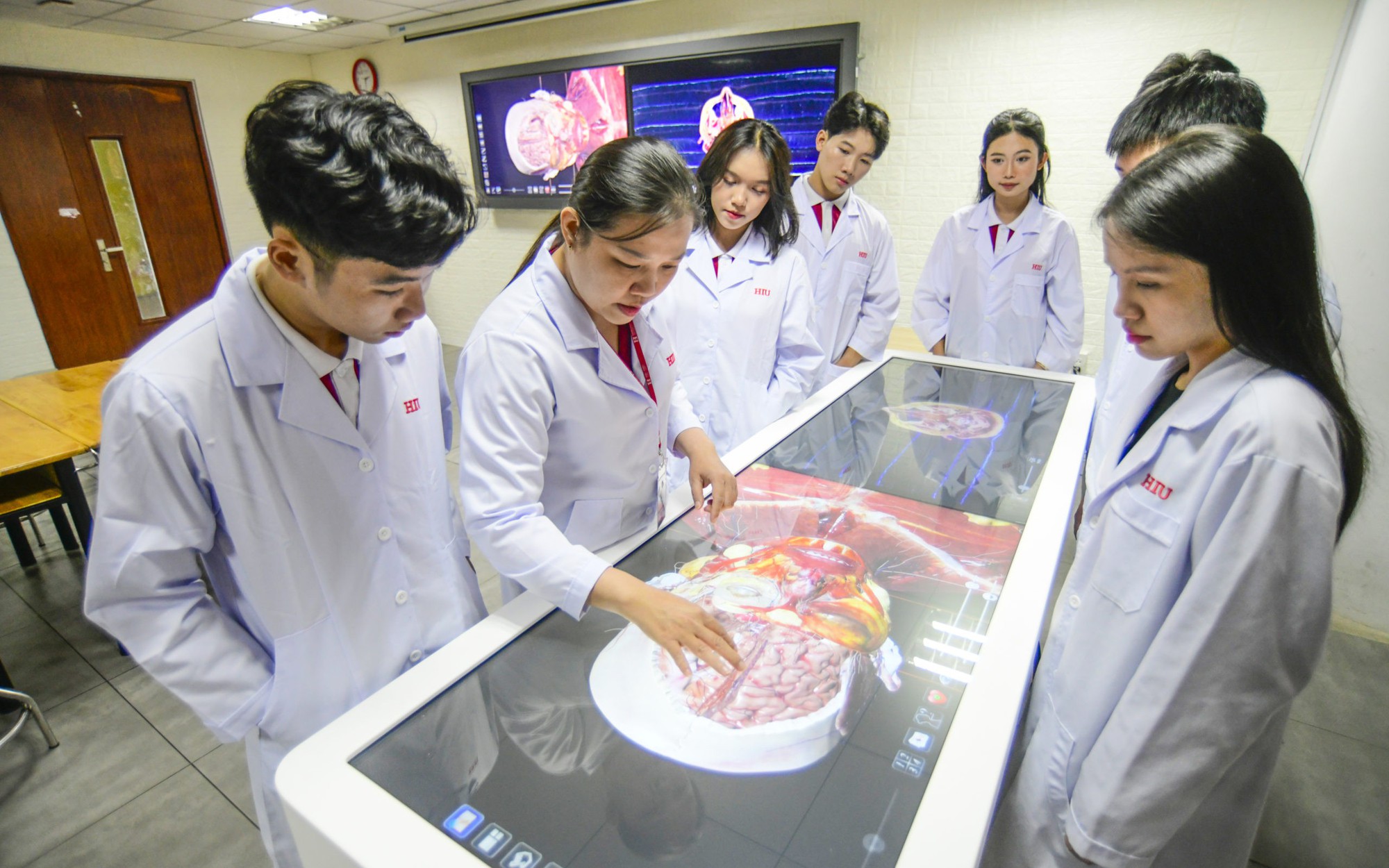 Trường ĐH Quốc tế Hồng Bàng công bố điểm sàn nhóm ngành sức khỏe 
