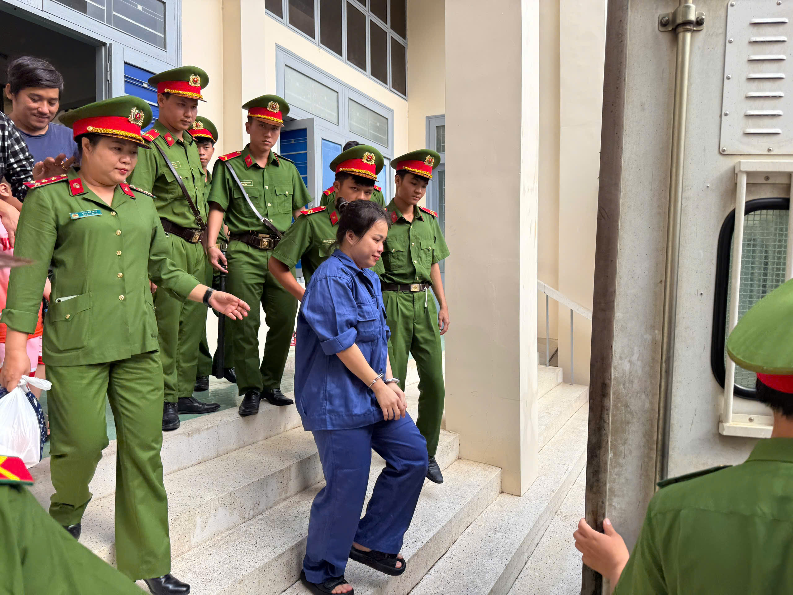Xét xử chủ đường dây hụi gây xôn xao dư luận tại TP Phan Thiết (cũ) - Ảnh 1.