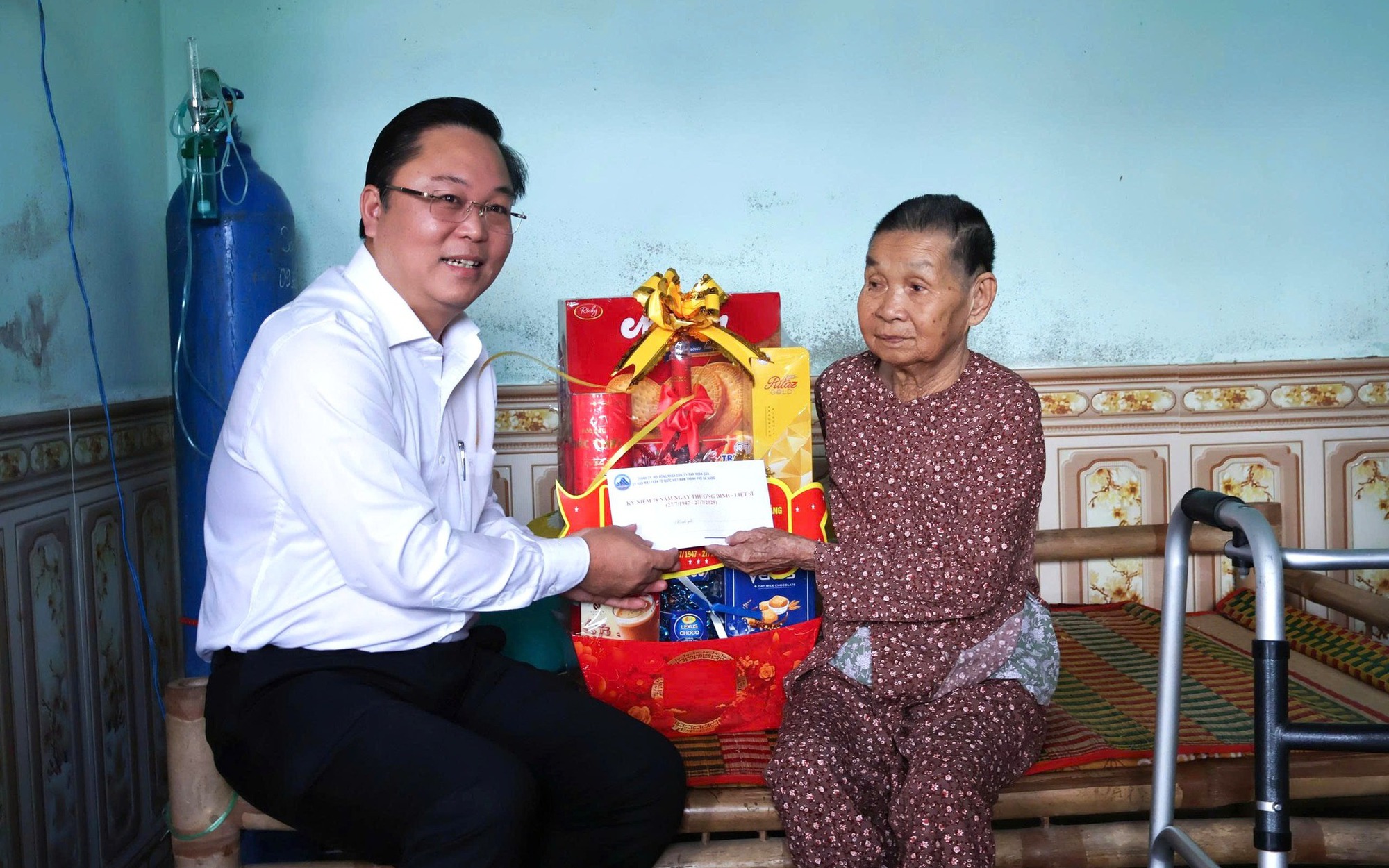 C&ocirc;ng an TP Đ&agrave; Nẵng xử l&yacute; t&agrave;i xế vi phạm giao th&ocirc;ng nghi&ecirc;m trọng g&acirc;y nguy hiểm - Ảnh 2.