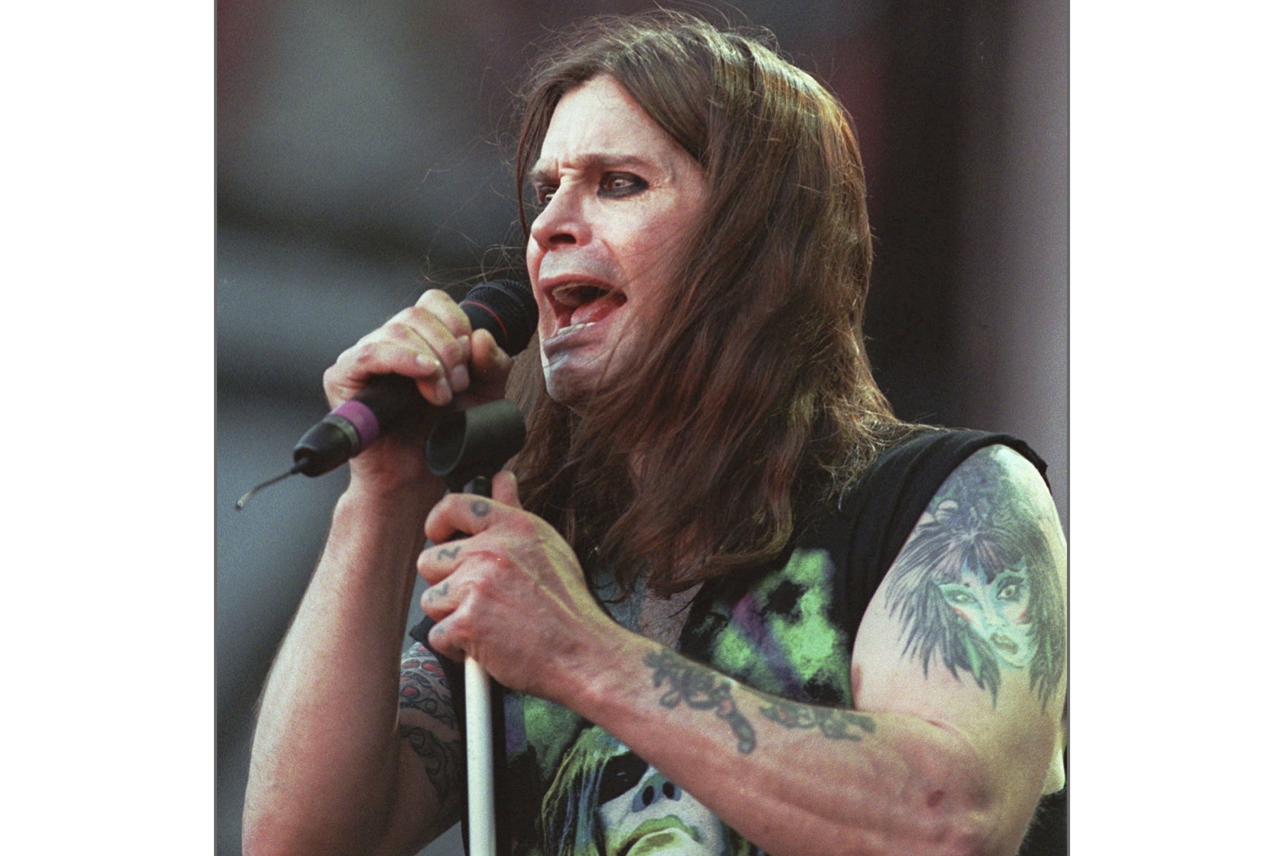 Thương tiếc "Hoàng tử bóng tối" Ozzy Osbourne- Ảnh 3.