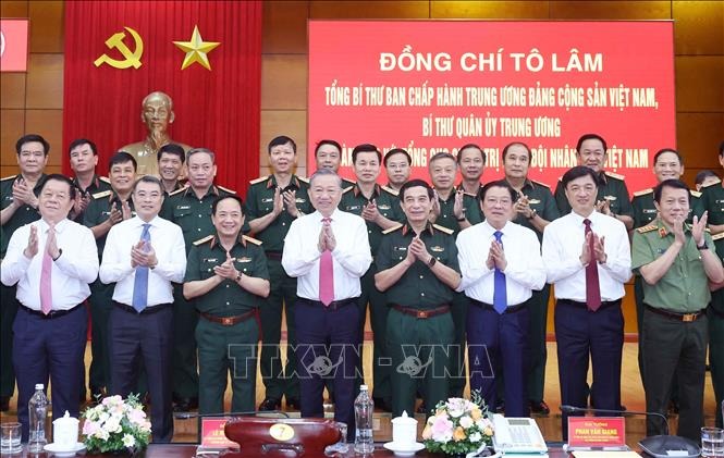 Tổng Bí thư Tô Lâm làm việc với Tổng cục Chính trị Quân đội nhân dân Việt Nam- Ảnh 4.
