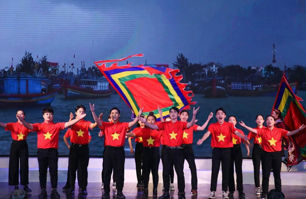 Mai V&agrave;ng - 30 năm bền bỉ - Ảnh 1.