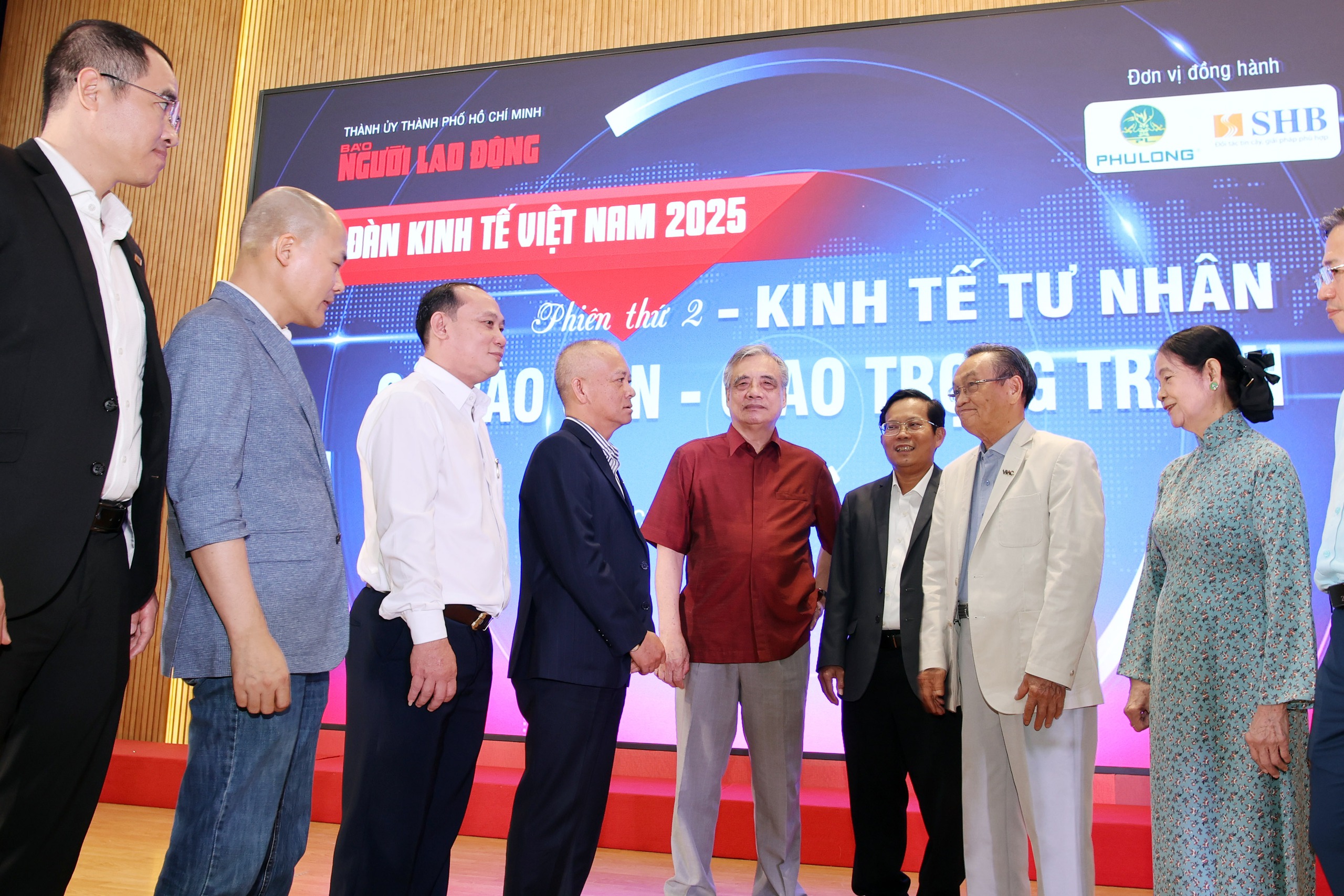Đổi mới sáng tạo, trách nhiệm, nhân văn- Ảnh 6.