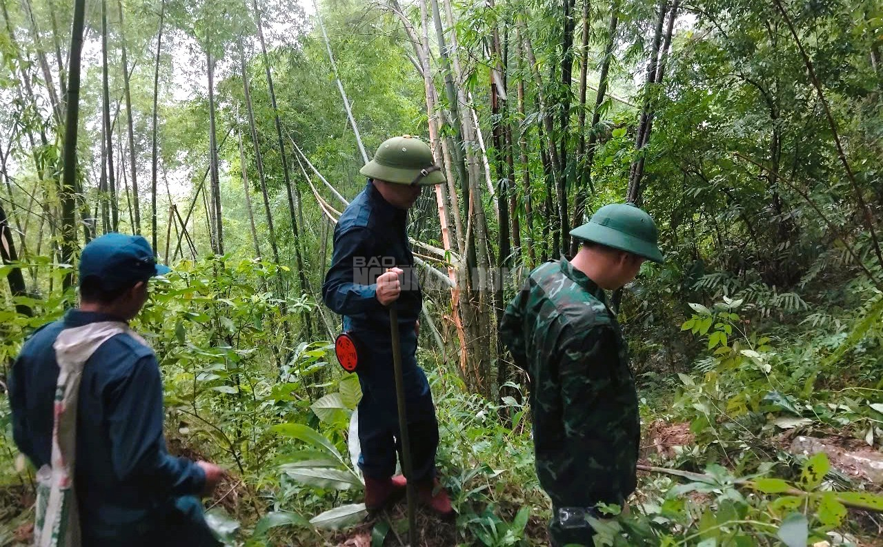 Hiện trường đá rơi ầm ầm từ trên núi ở Thanh Hóa- Ảnh 3.