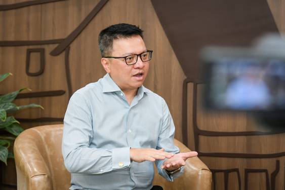 B&aacute;o ch&iacute; phải "g&acirc;y nghiện" độc giả - Ảnh 1.