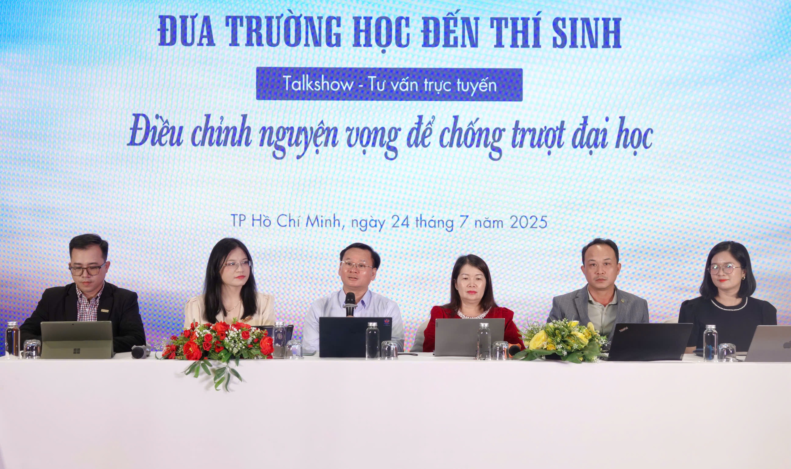 Tư vấn trực tuyến: Đừng chần chừ đăng k&yacute;, điều chỉnh nguyện vọng ĐH - Ảnh 11.
